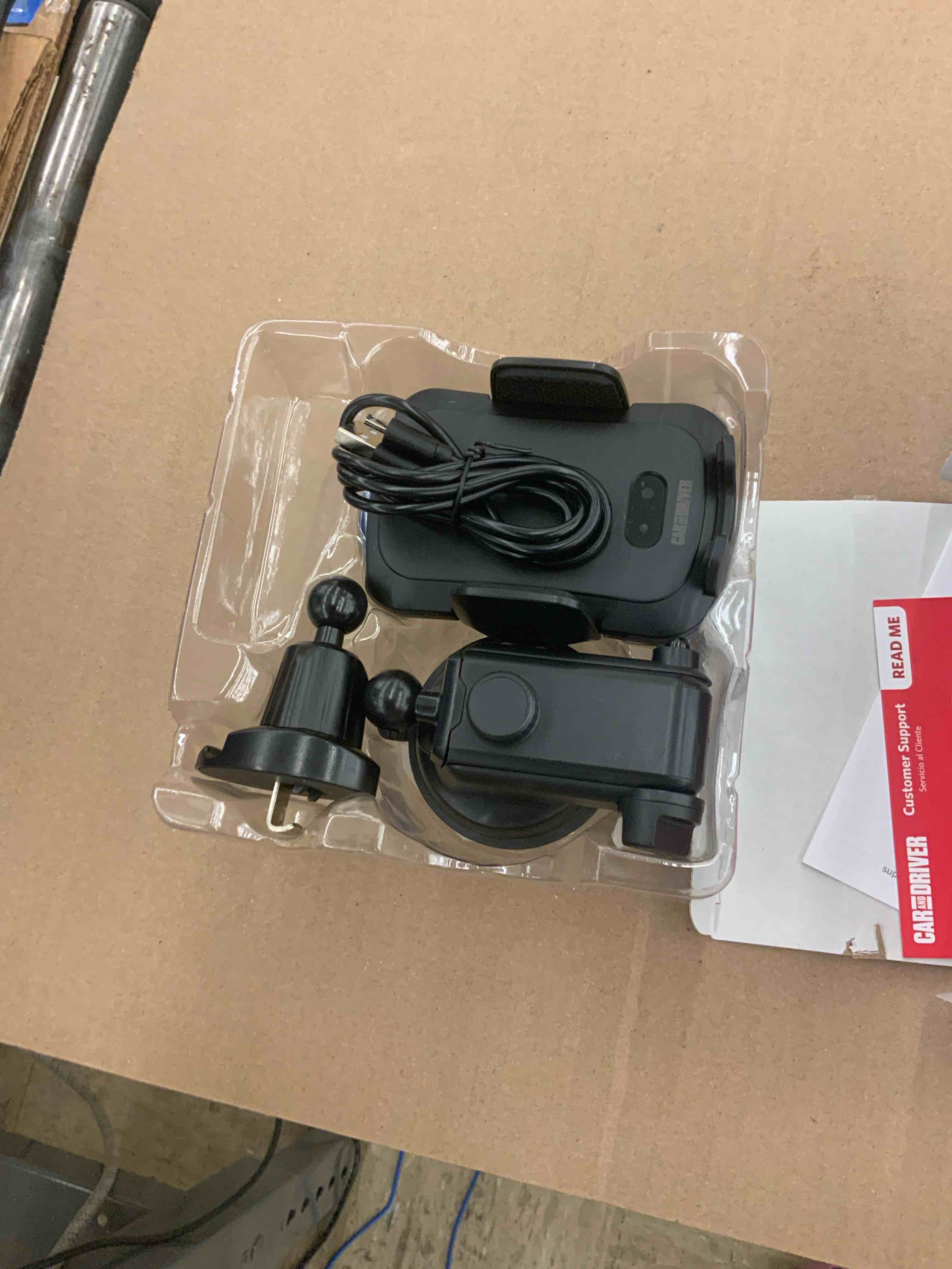 https://s3.amazonaws.com/lotting-images-prod/BoxBids/BXB0501877_1778681882949.jpeg