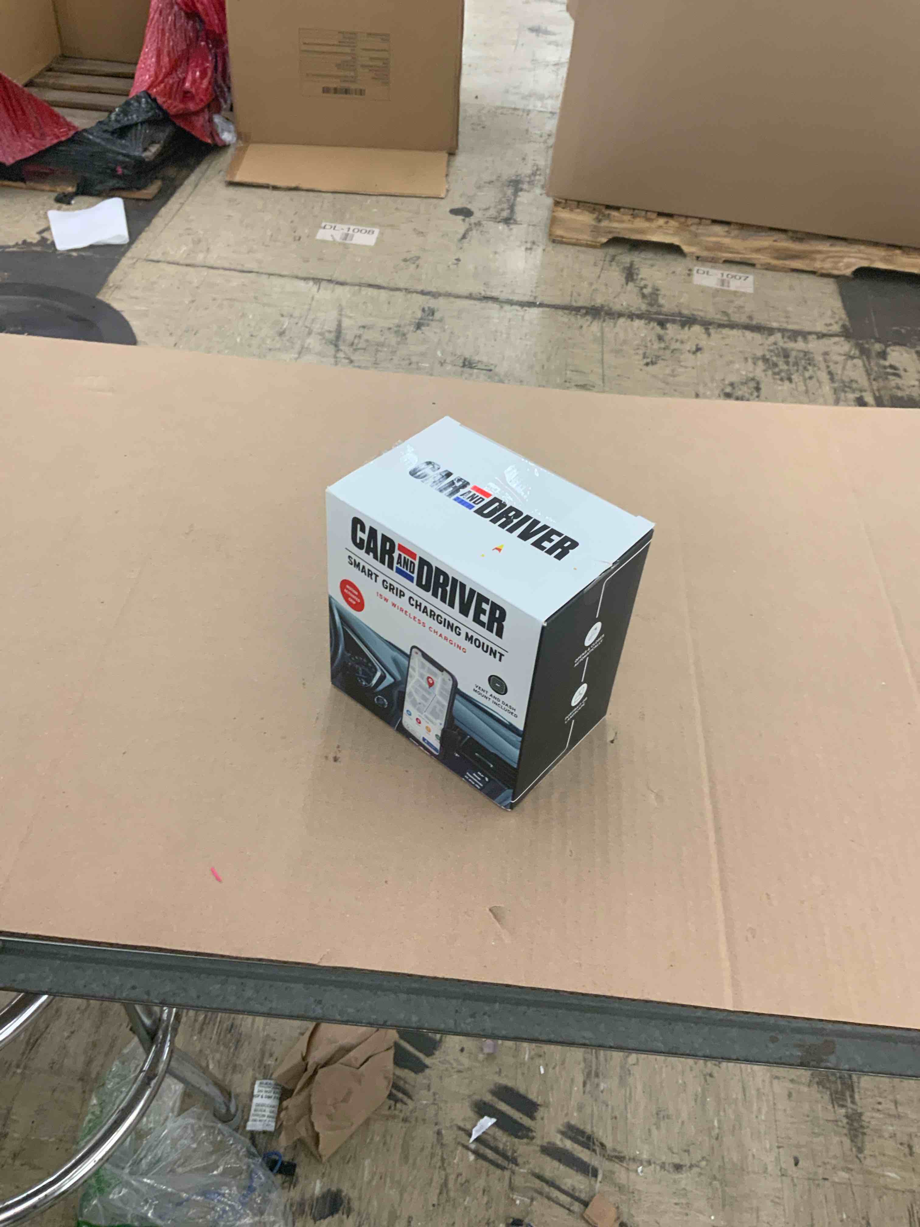 https://s3.amazonaws.com/lotting-images-prod/BoxBids/BXB0501877_1778681944219.jpeg