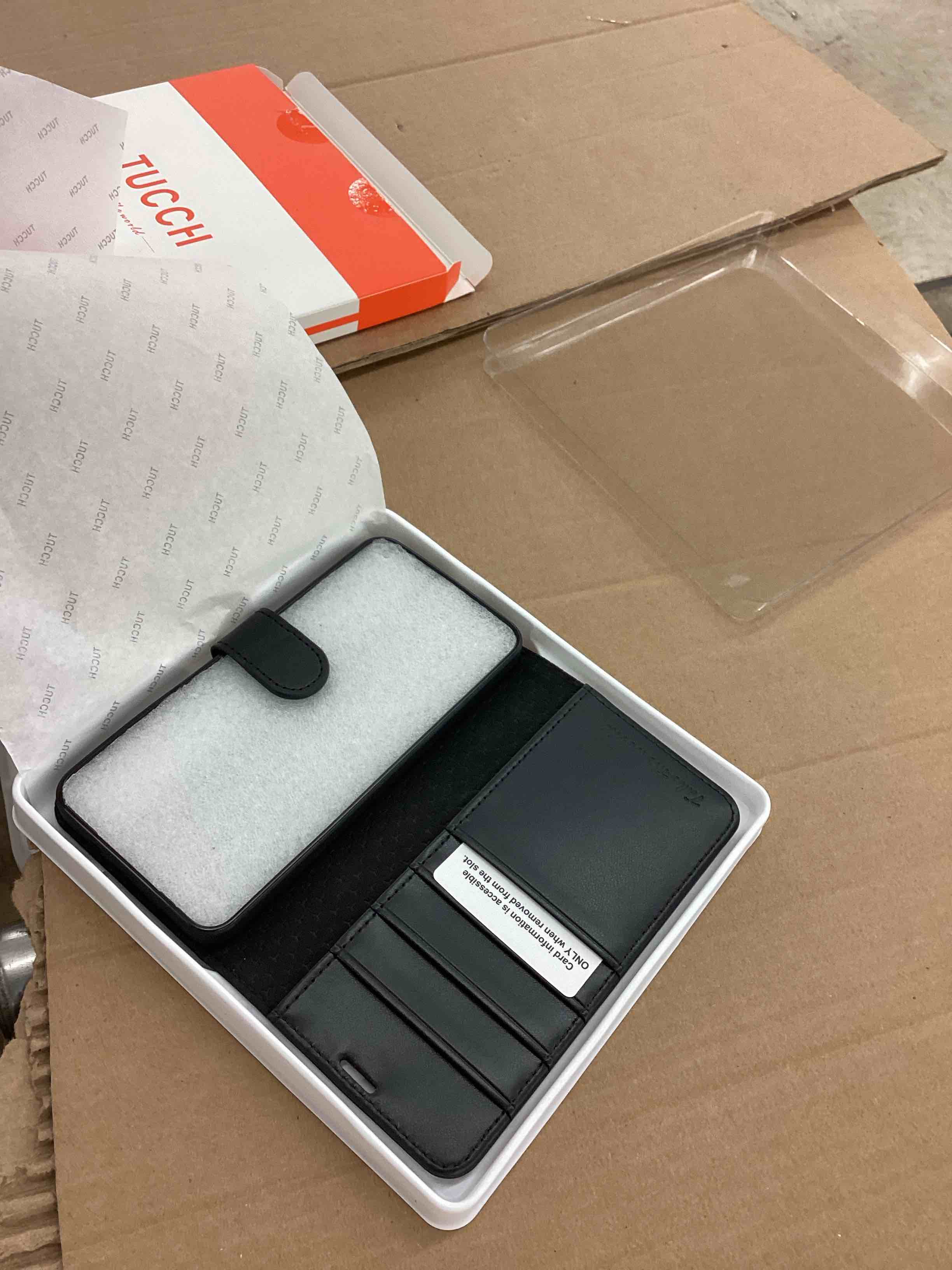 https://s3.amazonaws.com/lotting-images-prod/BoxBids/BXB0501911_1778678470015.jpeg