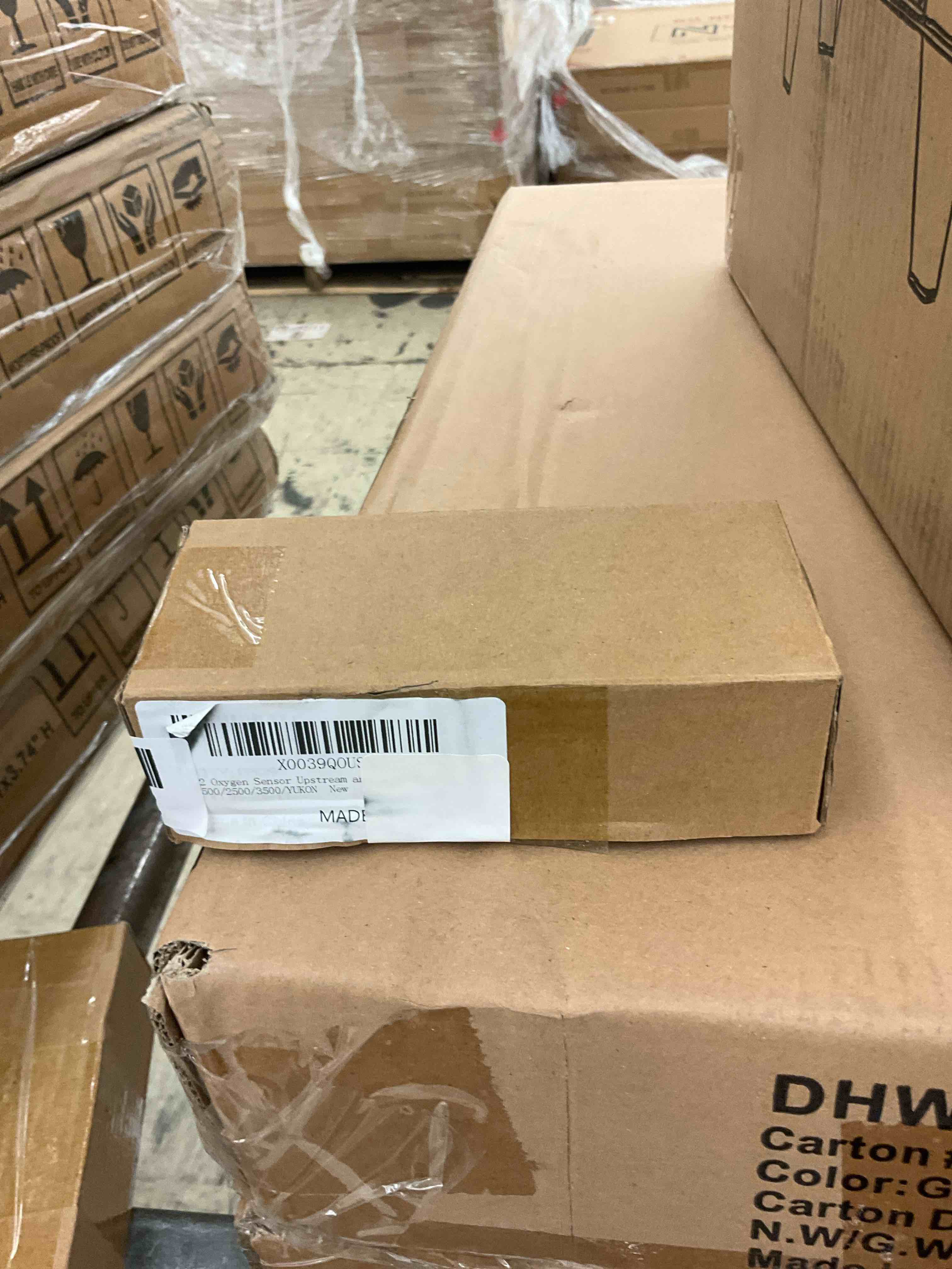 https://s3.amazonaws.com/lotting-images-prod/BoxBids/BXB0502132_1779895783884.jpeg
