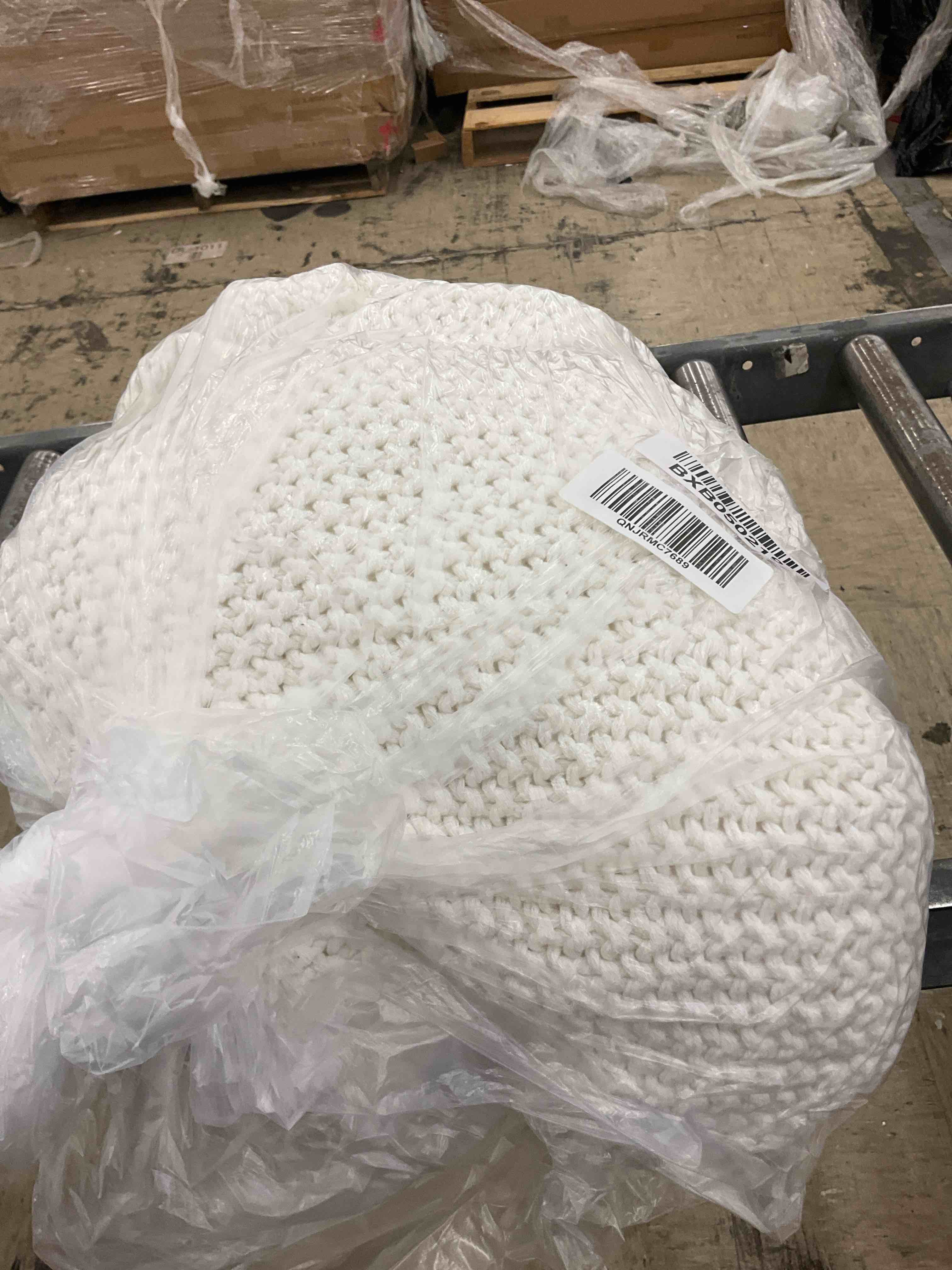 https://s3.amazonaws.com/lotting-images-prod/BoxBids/BXB0502194_1780498735786.jpeg