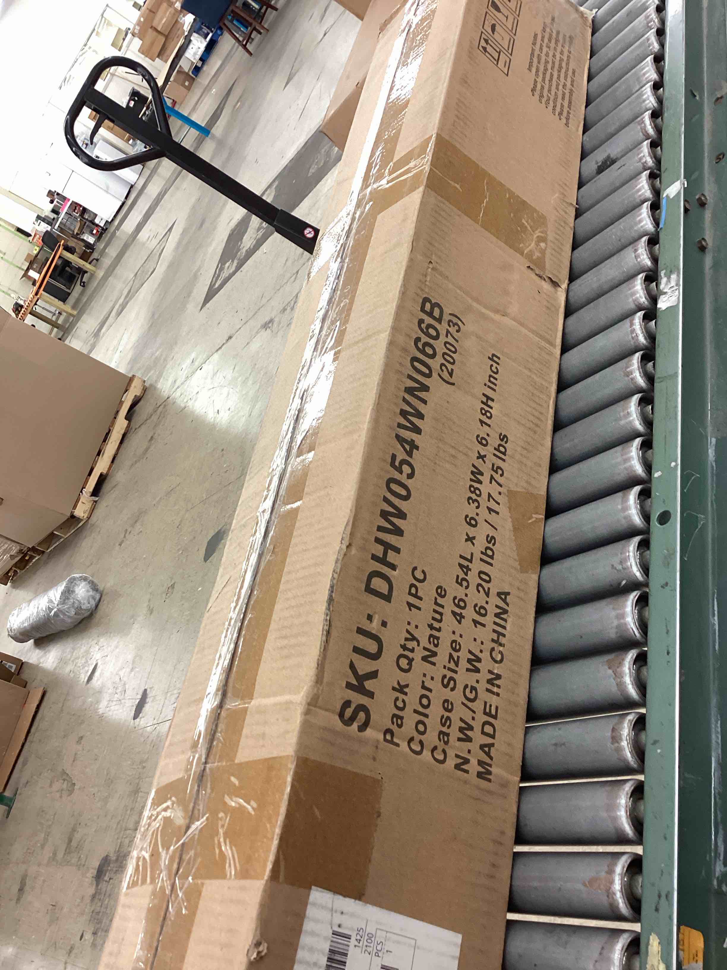 https://s3.amazonaws.com/lotting-images-prod/BoxBids/BXB0502401_1779303598891.jpeg