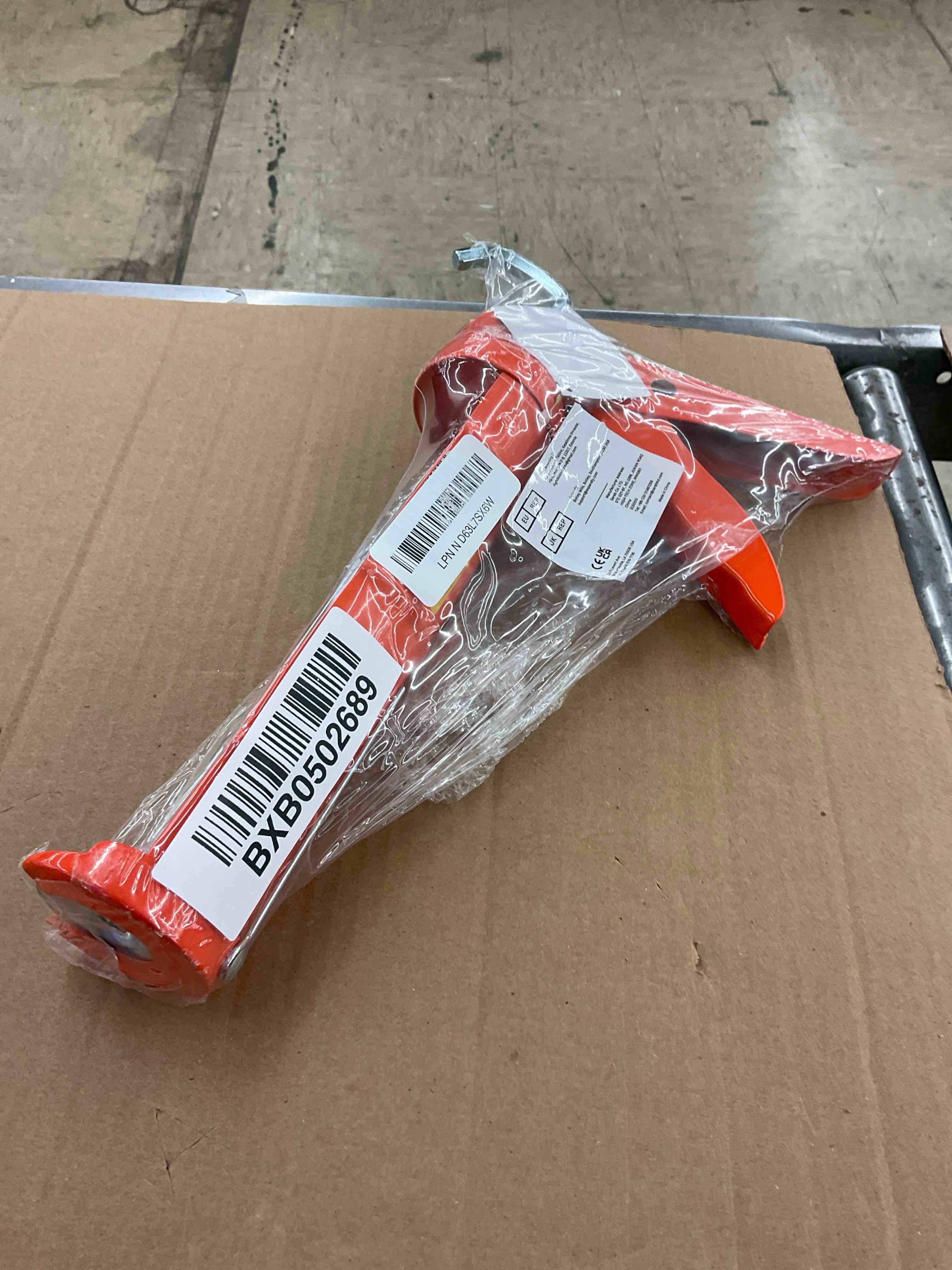 https://s3.amazonaws.com/lotting-images-prod/BoxBids/BXB0502689_1778785465080.jpeg