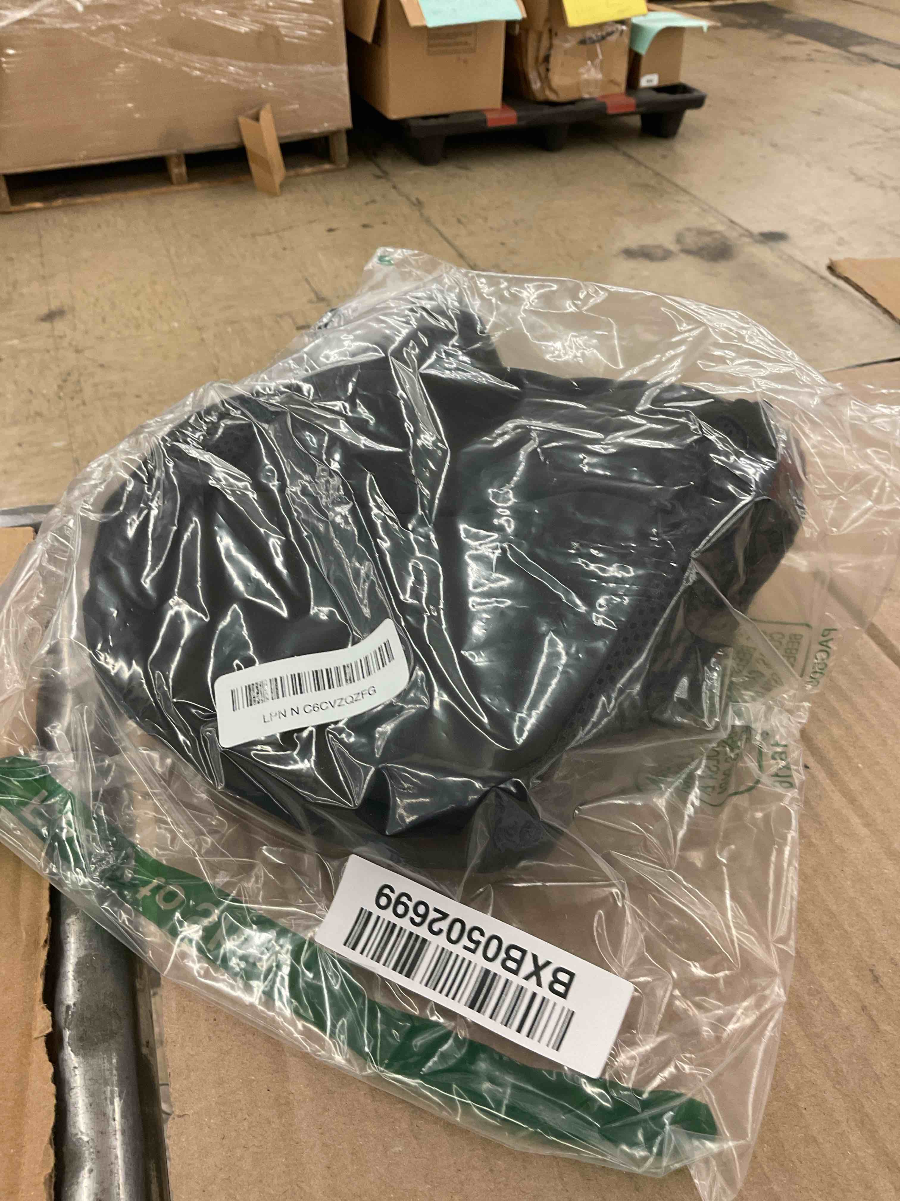 https://s3.amazonaws.com/lotting-images-prod/BoxBids/BXB0502699_1778786212670.jpeg