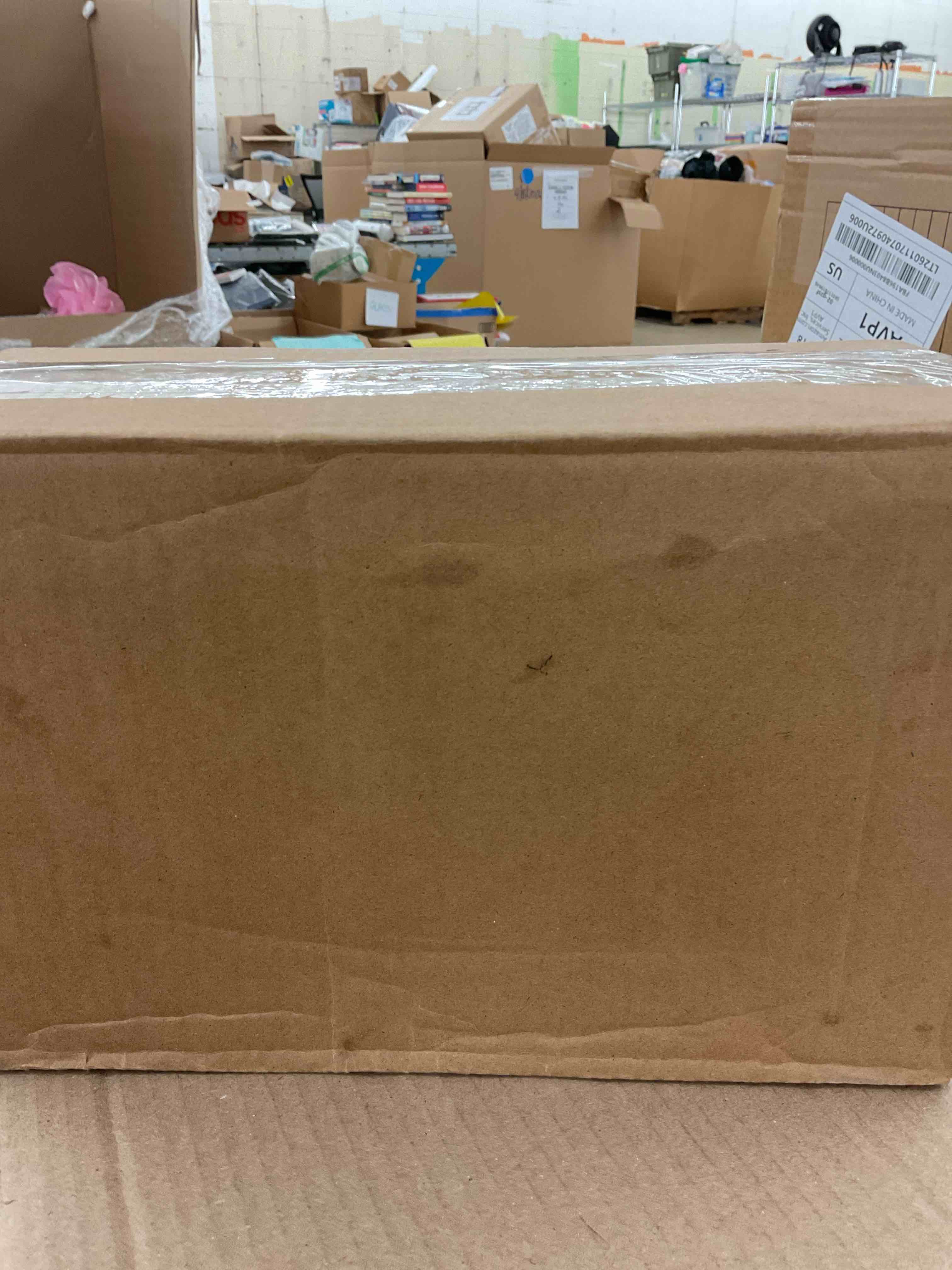 https://s3.amazonaws.com/lotting-images-prod/BoxBids/BXB0502718_1778788845996.jpeg