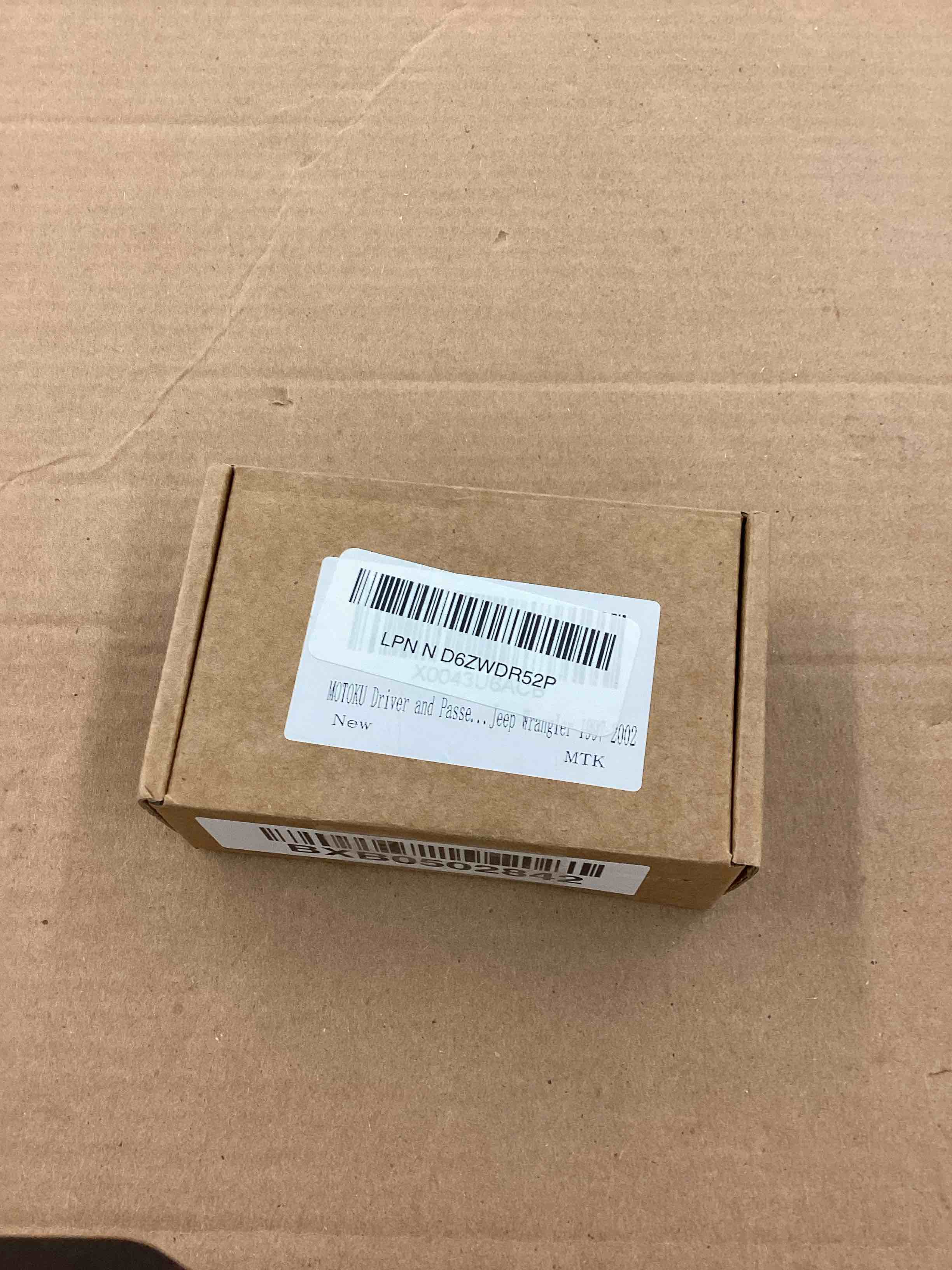 https://s3.amazonaws.com/lotting-images-prod/BoxBids/BXB0502842_1778860411649.jpeg