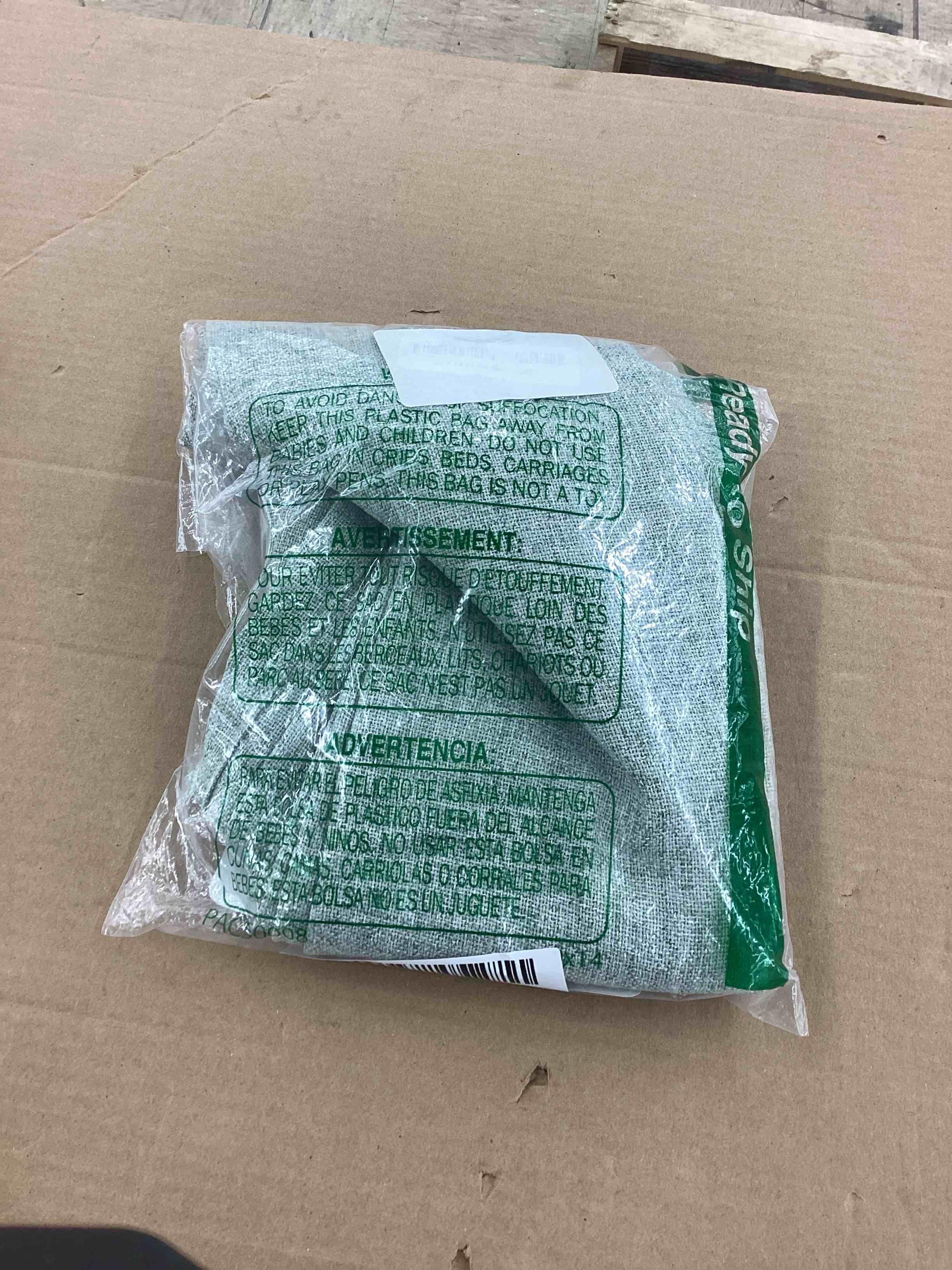 https://s3.amazonaws.com/lotting-images-prod/BoxBids/BXB0502875_1778855819721.jpeg
