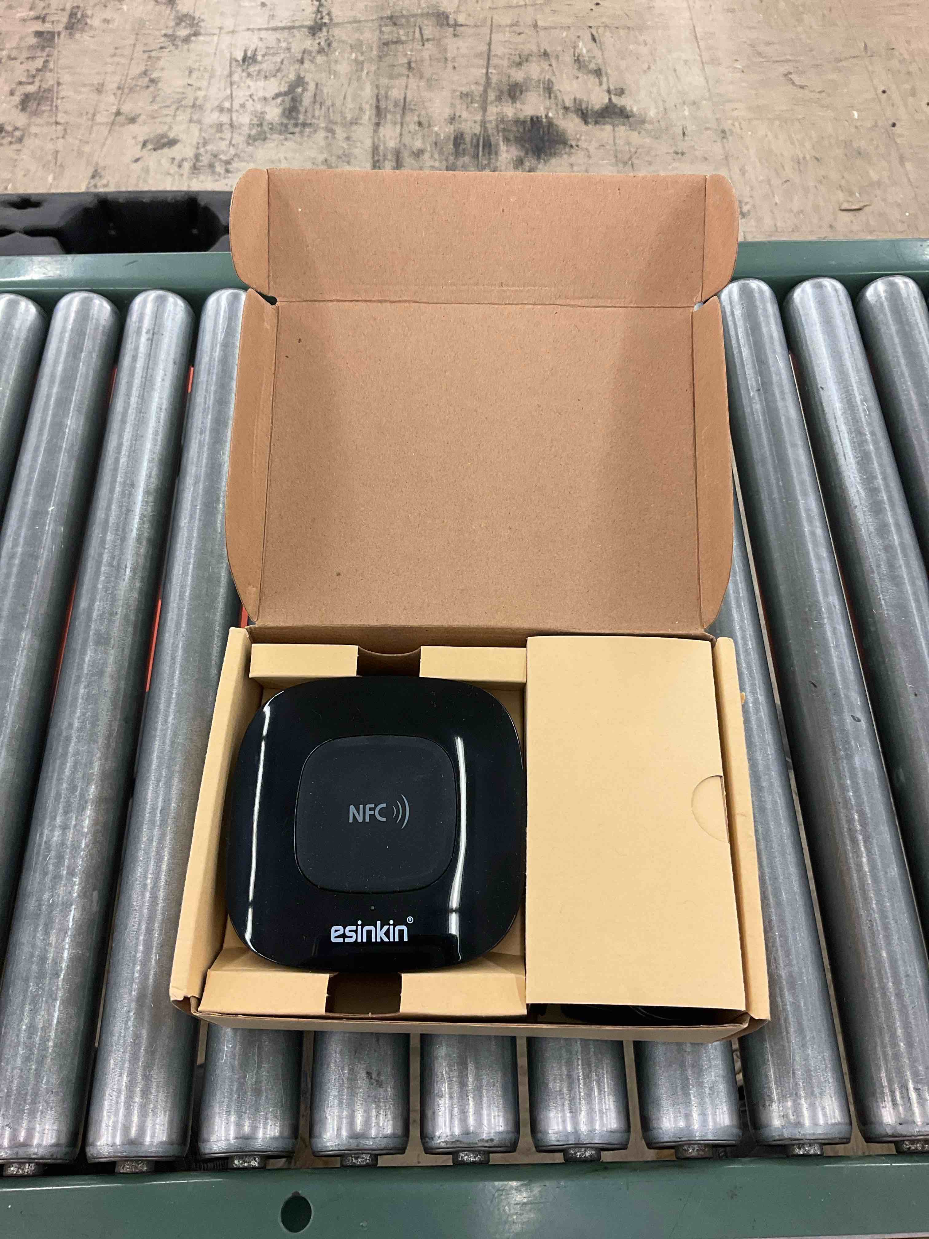 https://s3.amazonaws.com/lotting-images-prod/BoxBids/BXB0502987_1779716310651.jpeg