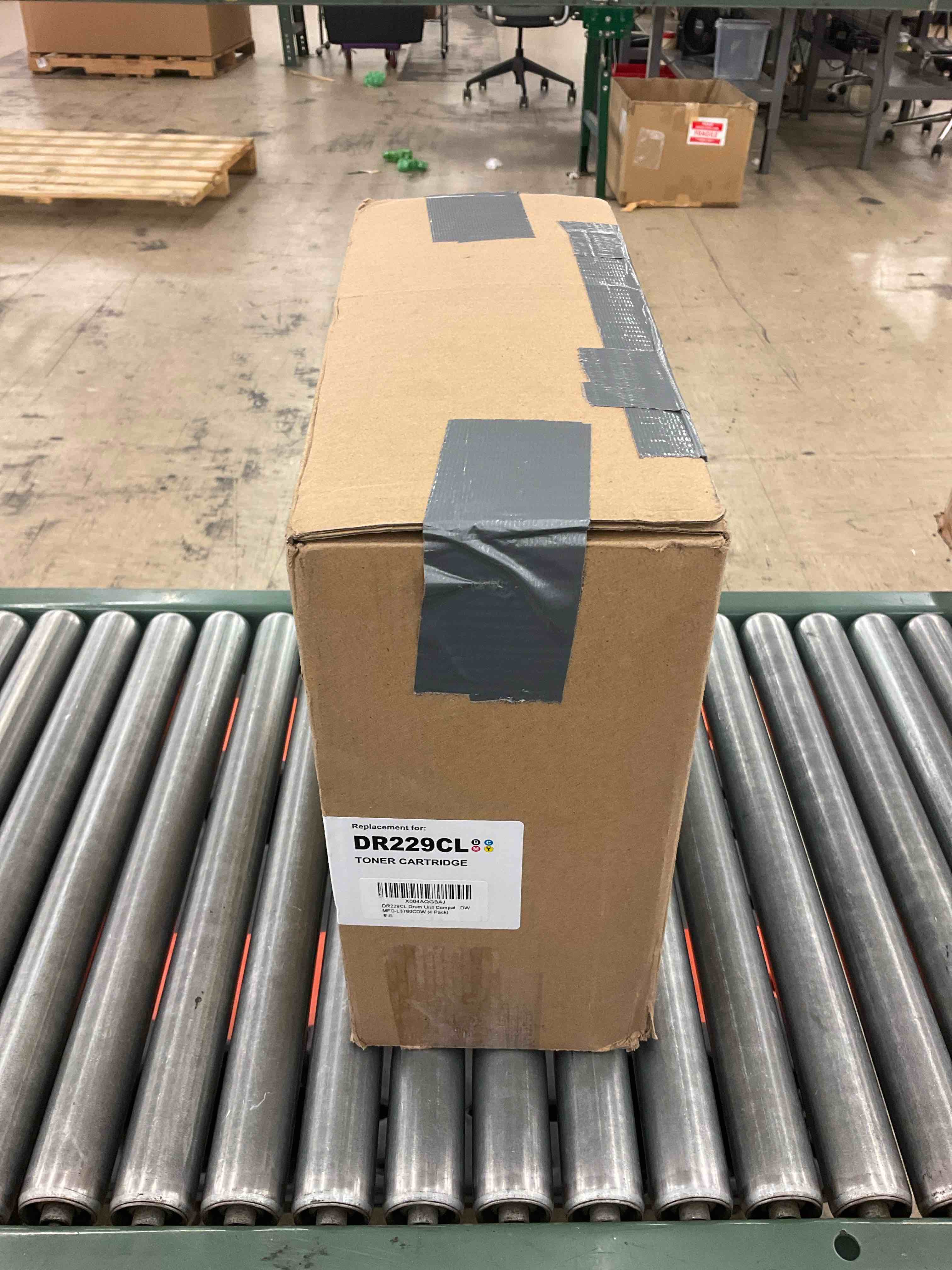 https://s3.amazonaws.com/lotting-images-prod/BoxBids/BXB0502990_1779717824165.jpeg