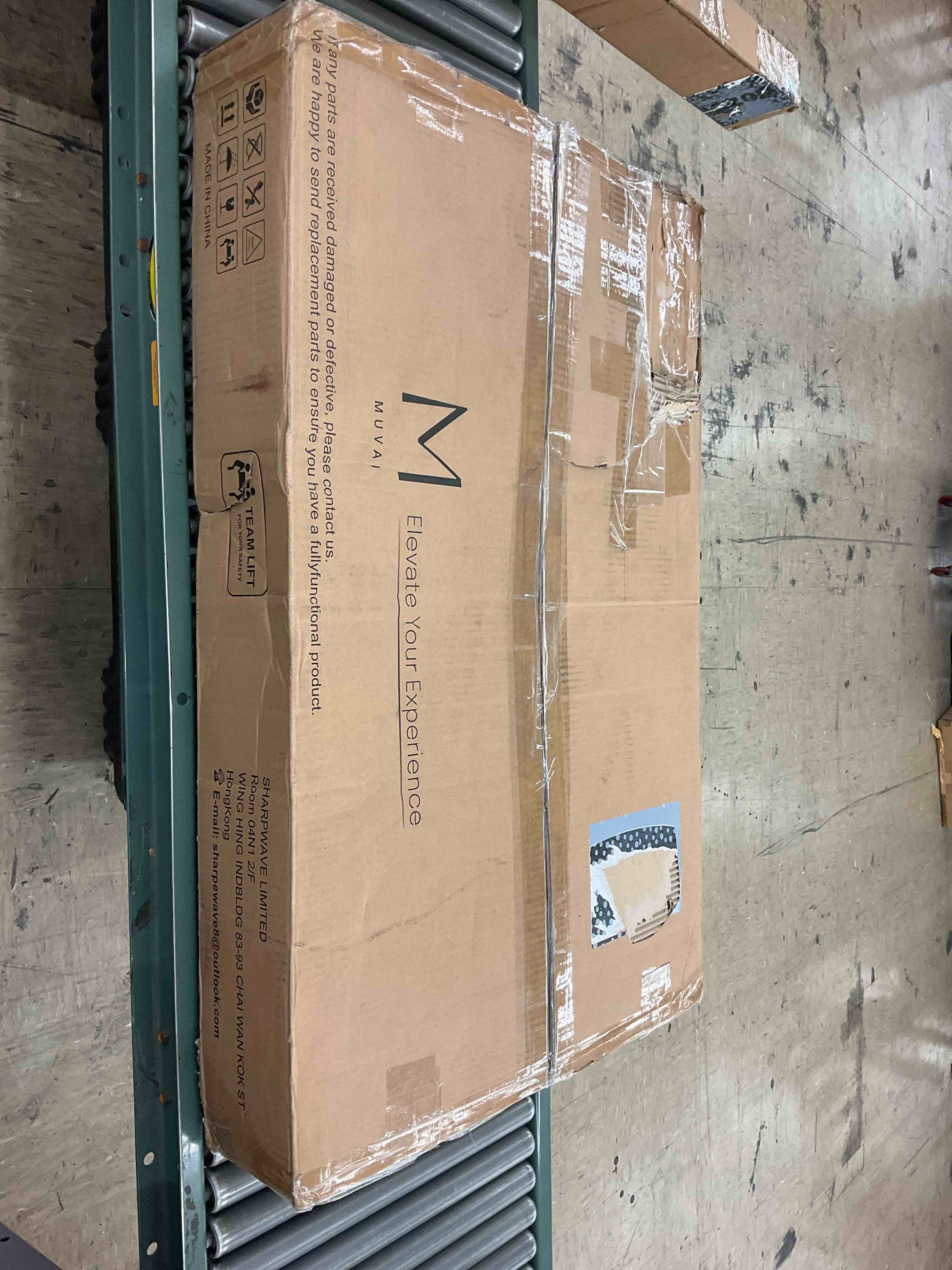 https://s3.amazonaws.com/lotting-images-prod/BoxBids/BXB0503076_1779889861898.jpeg