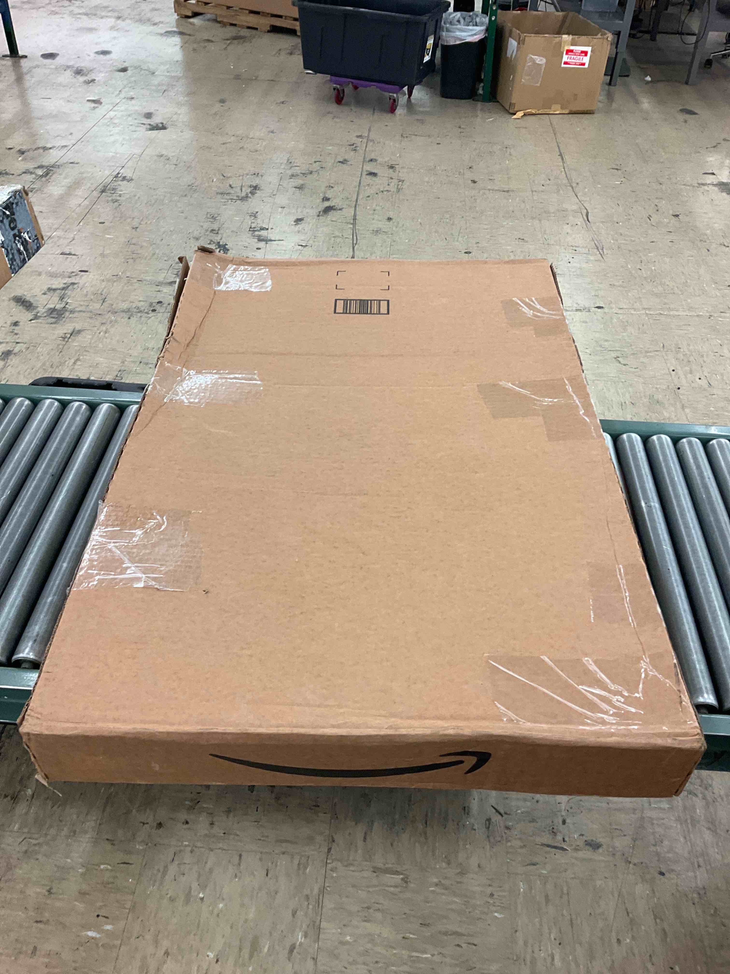 https://s3.amazonaws.com/lotting-images-prod/BoxBids/BXB0503078_1779890689707.jpeg