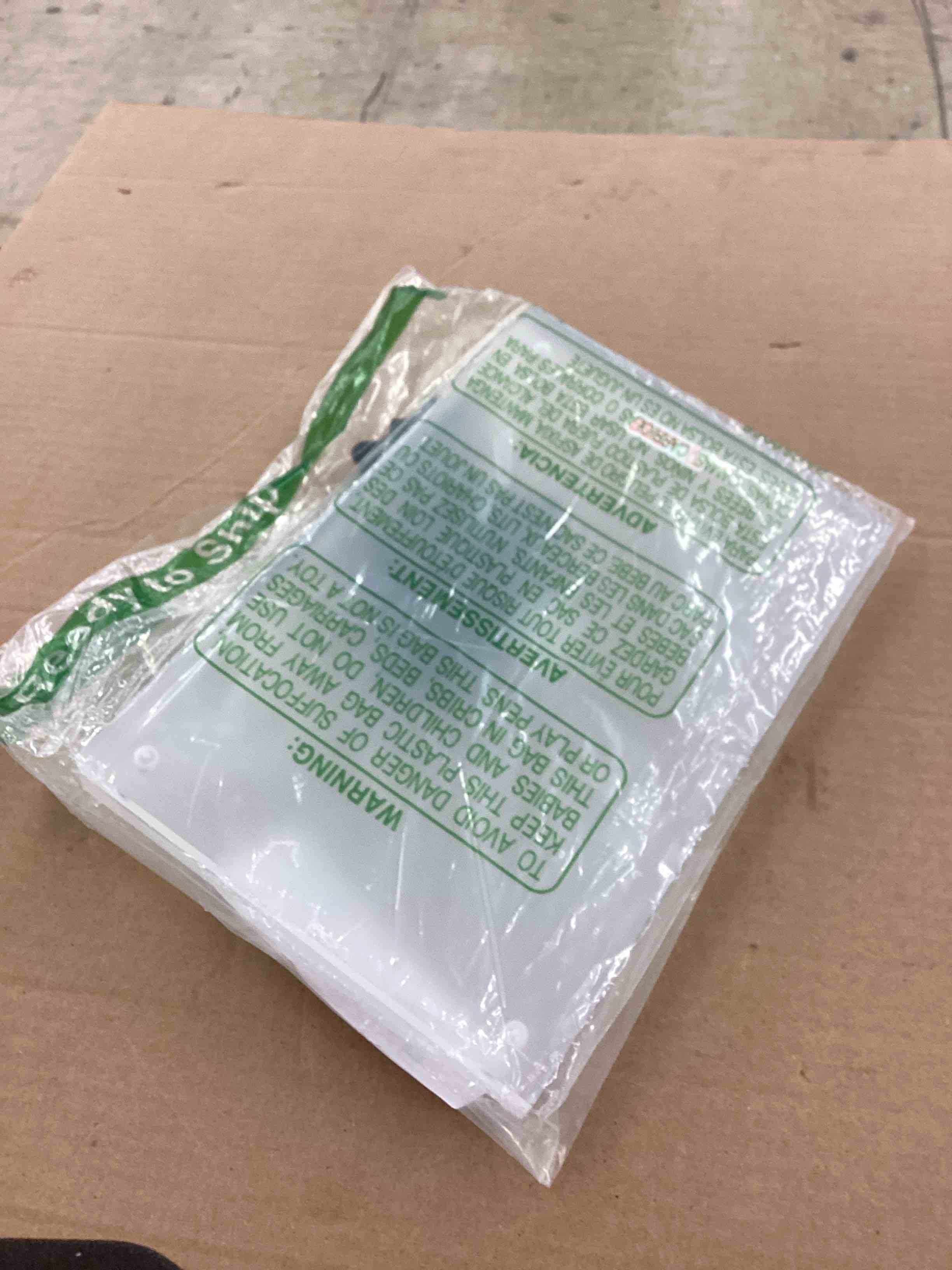 https://s3.amazonaws.com/lotting-images-prod/BoxBids/BXB0503283_1778772843120.jpeg