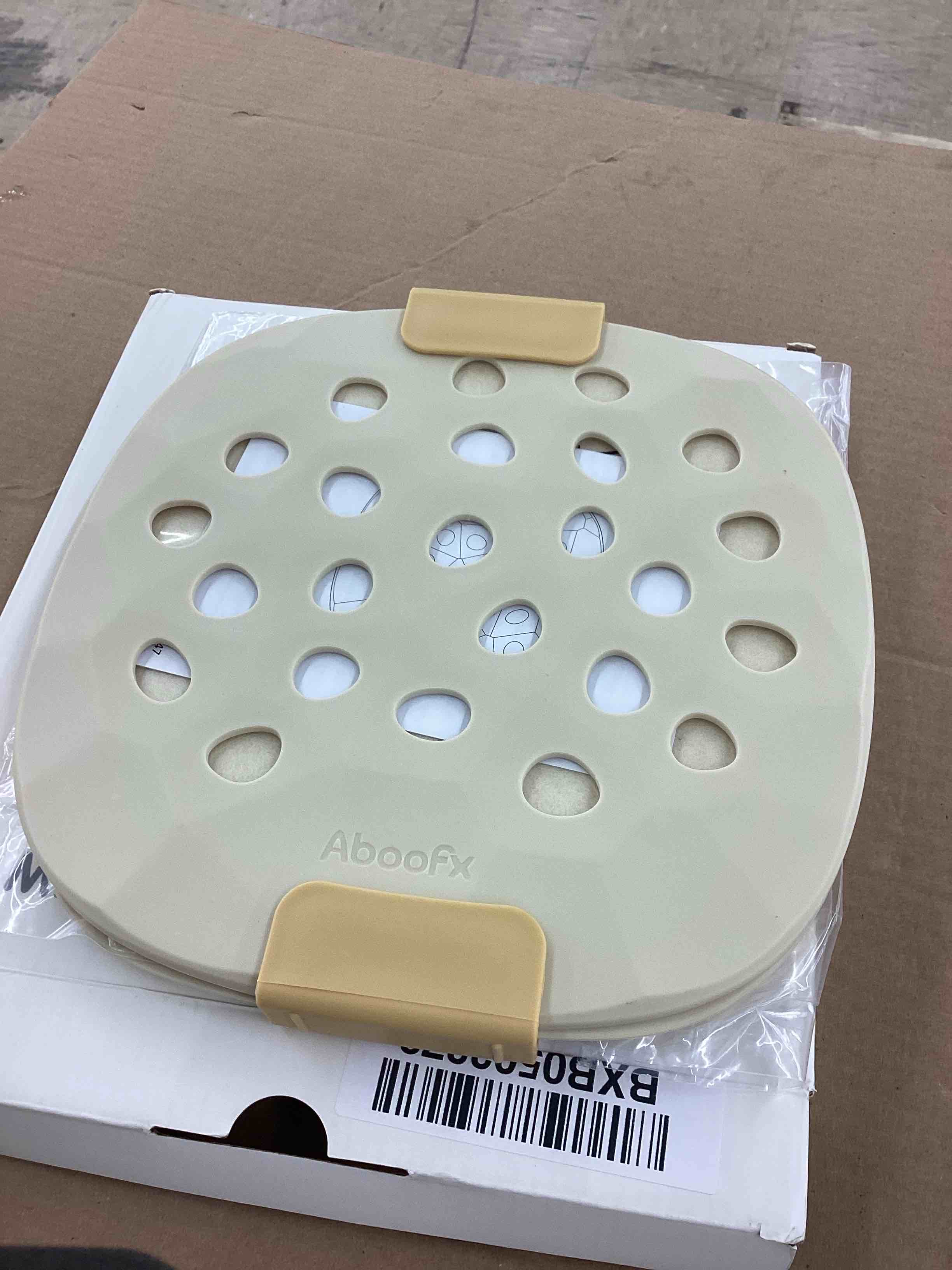 https://s3.amazonaws.com/lotting-images-prod/BoxBids/BXB0503373_1778786768385.jpeg