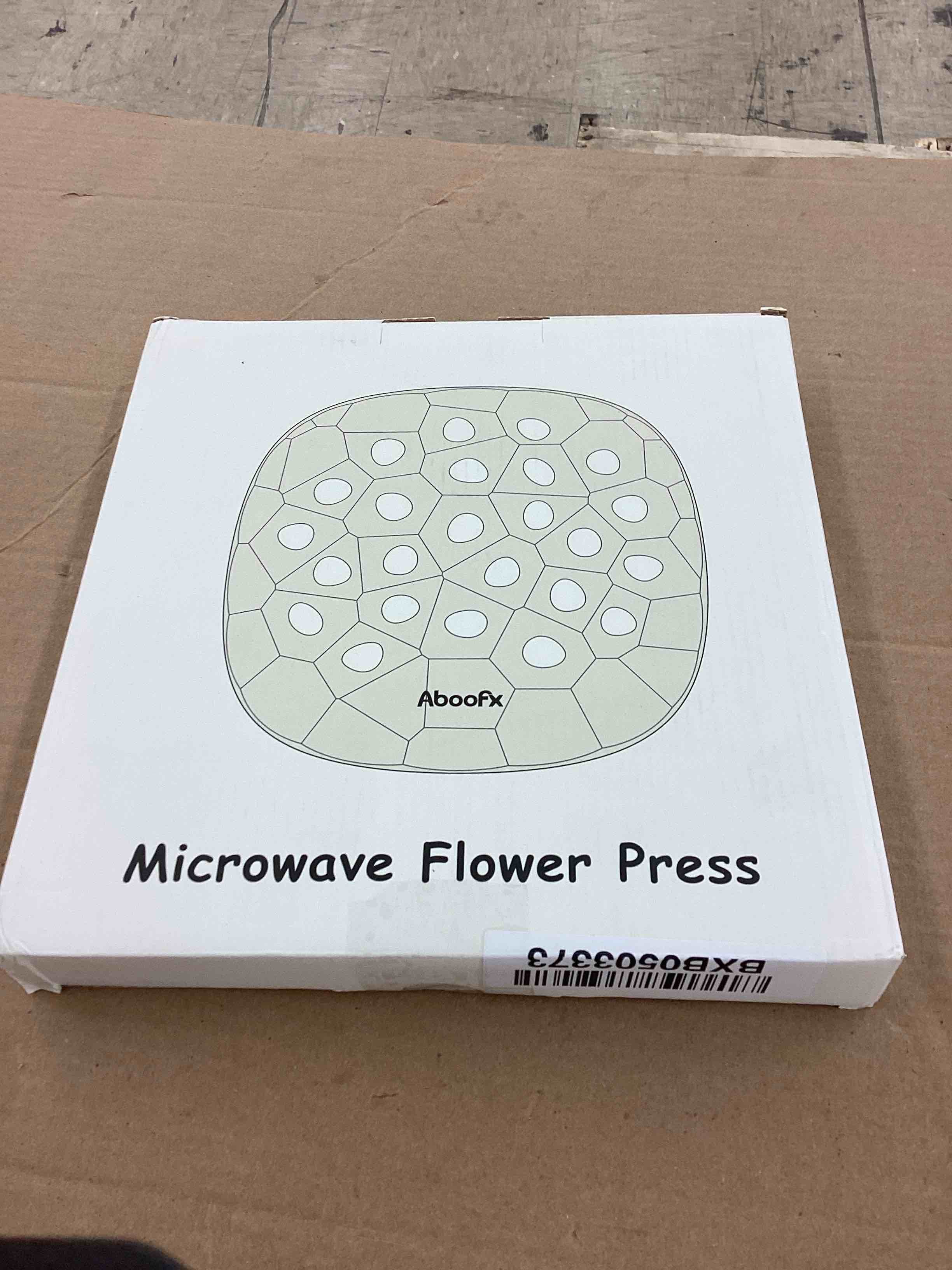 https://s3.amazonaws.com/lotting-images-prod/BoxBids/BXB0503373_1778786793189.jpeg