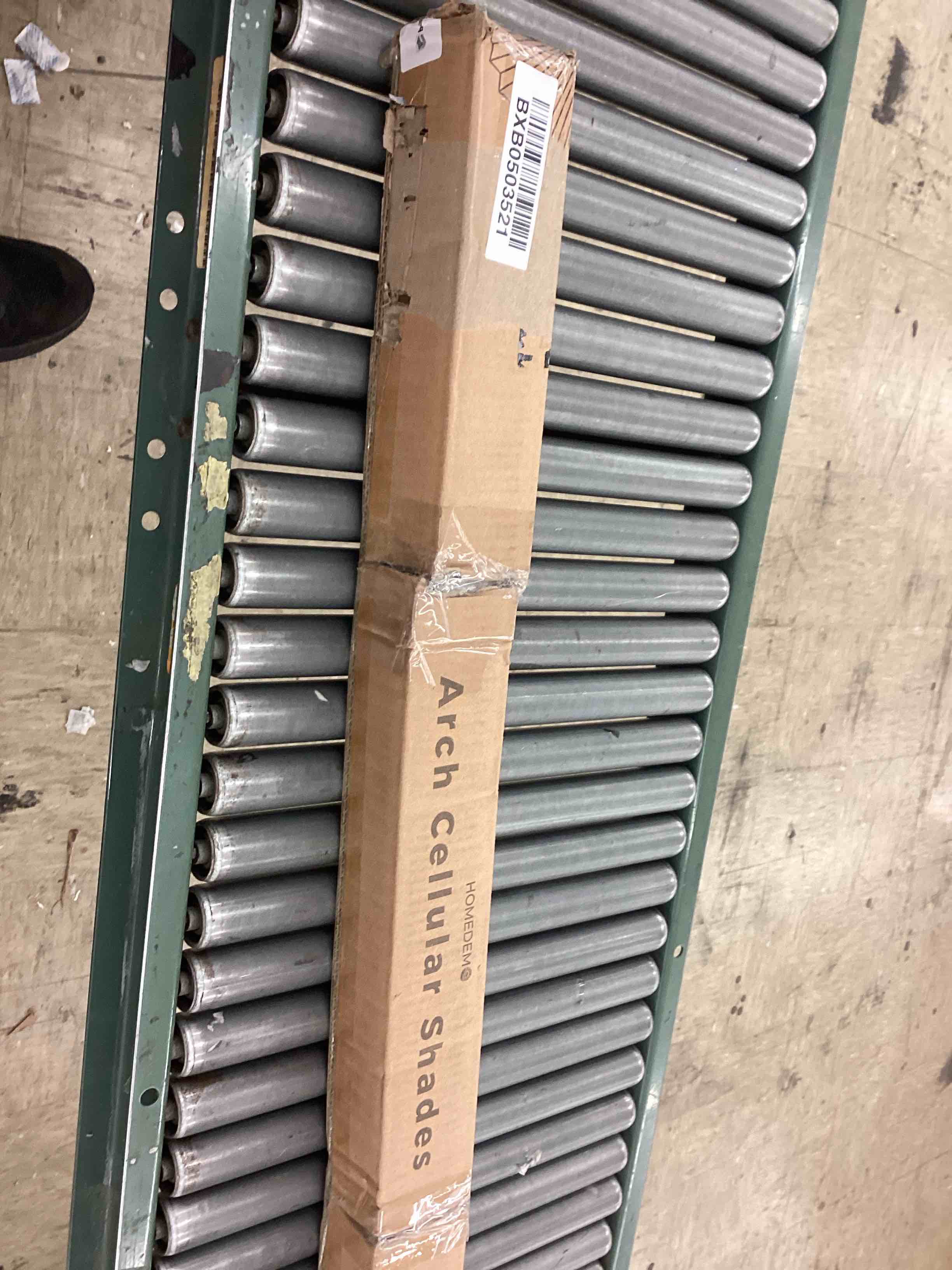 https://s3.amazonaws.com/lotting-images-prod/BoxBids/BXB0503521_1779717655017.jpeg