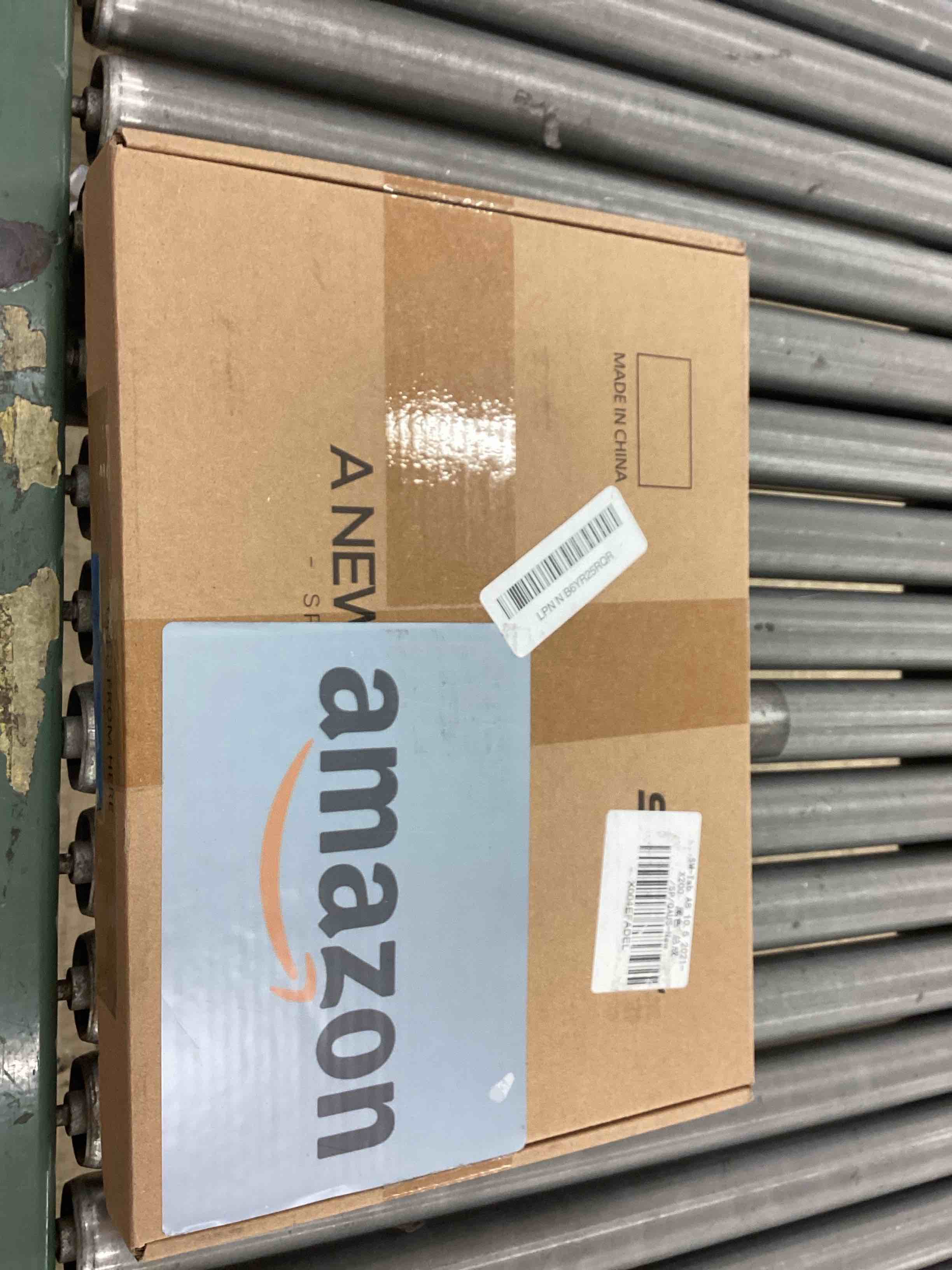 https://s3.amazonaws.com/lotting-images-prod/BoxBids/BXB0503548_1779728019807.jpeg