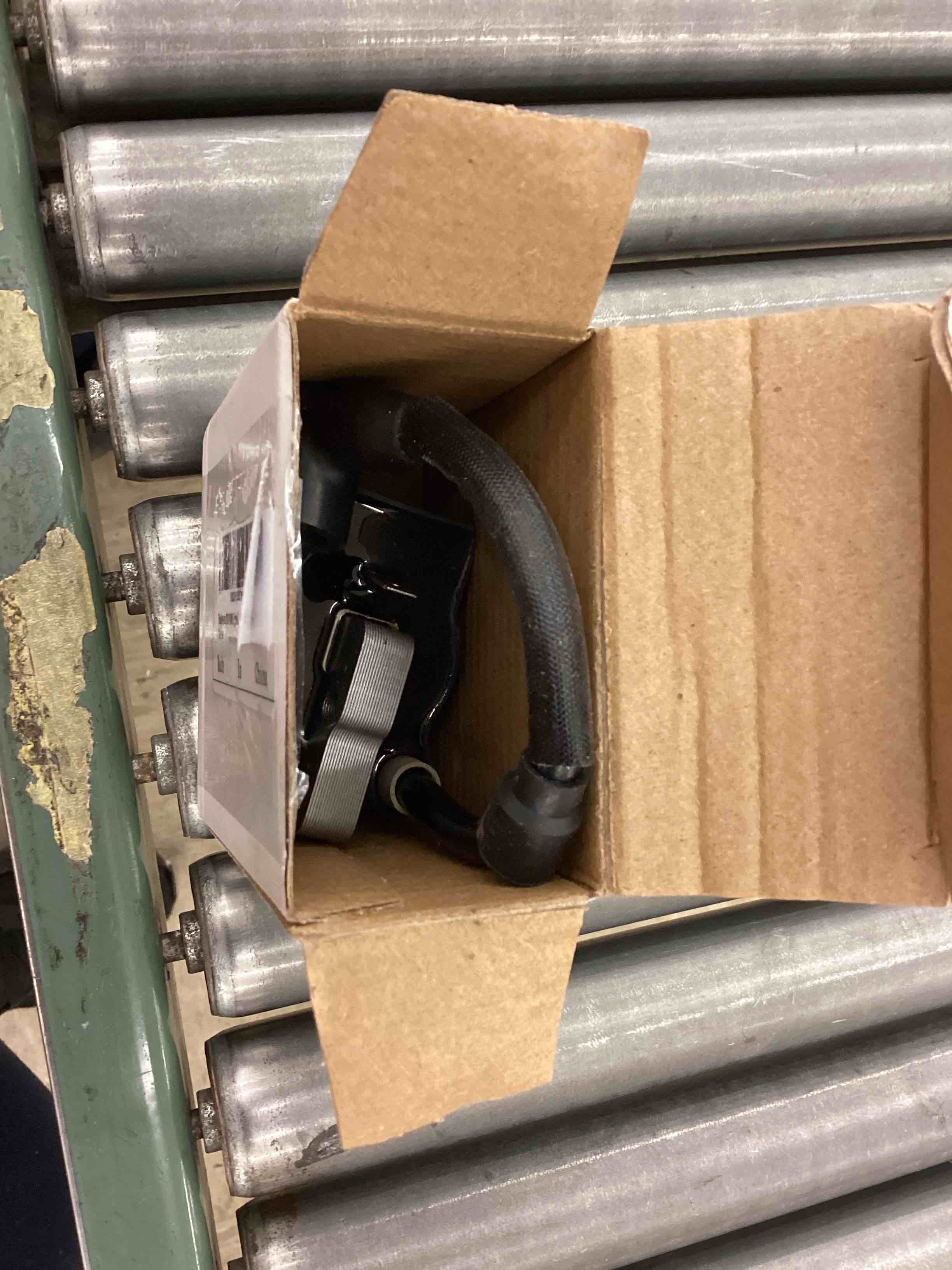 https://s3.amazonaws.com/lotting-images-prod/BoxBids/BXB0503635_1779891490599.jpeg