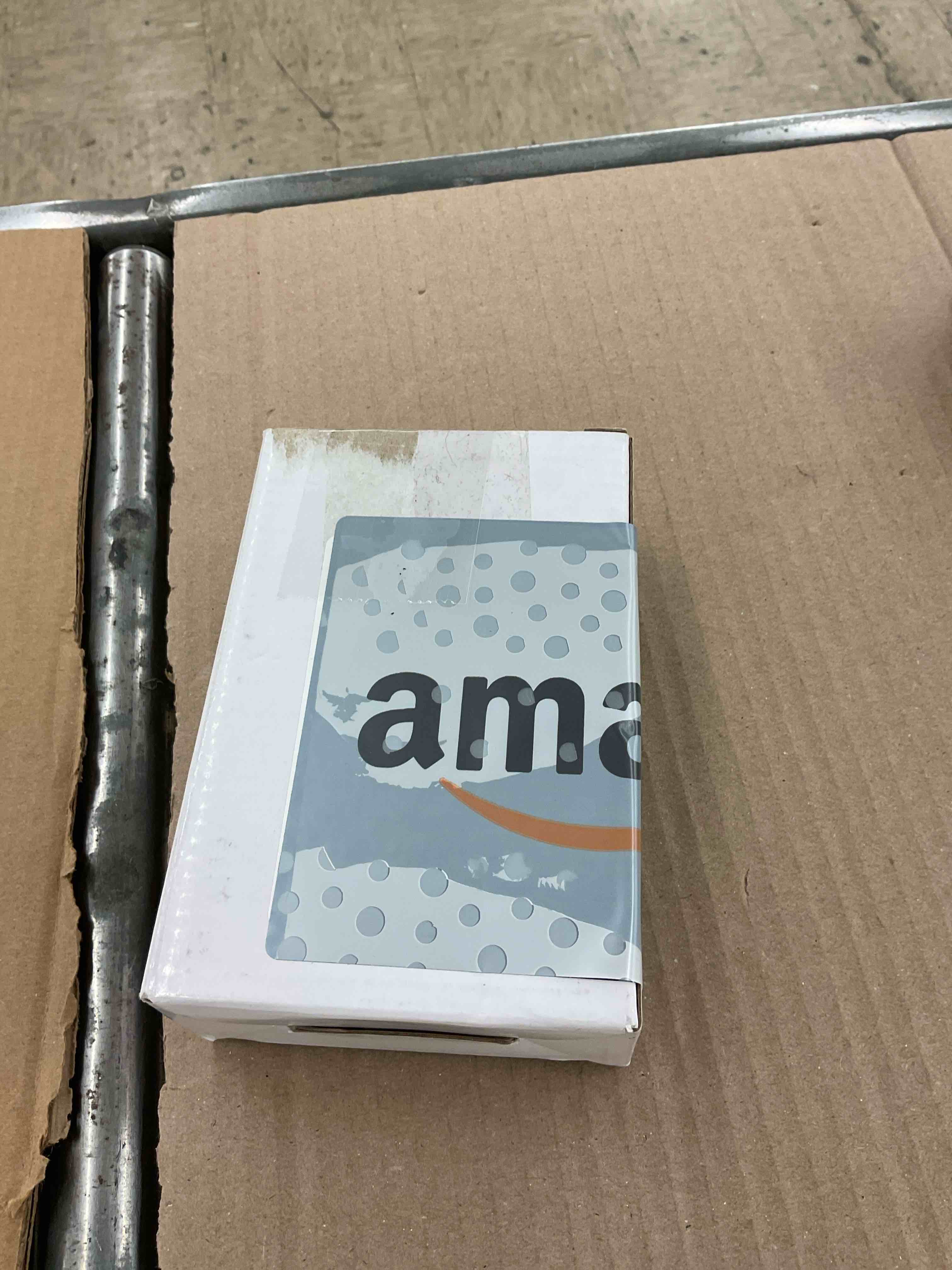 https://s3.amazonaws.com/lotting-images-prod/BoxBids/BXB0503691_1778851082689.jpeg