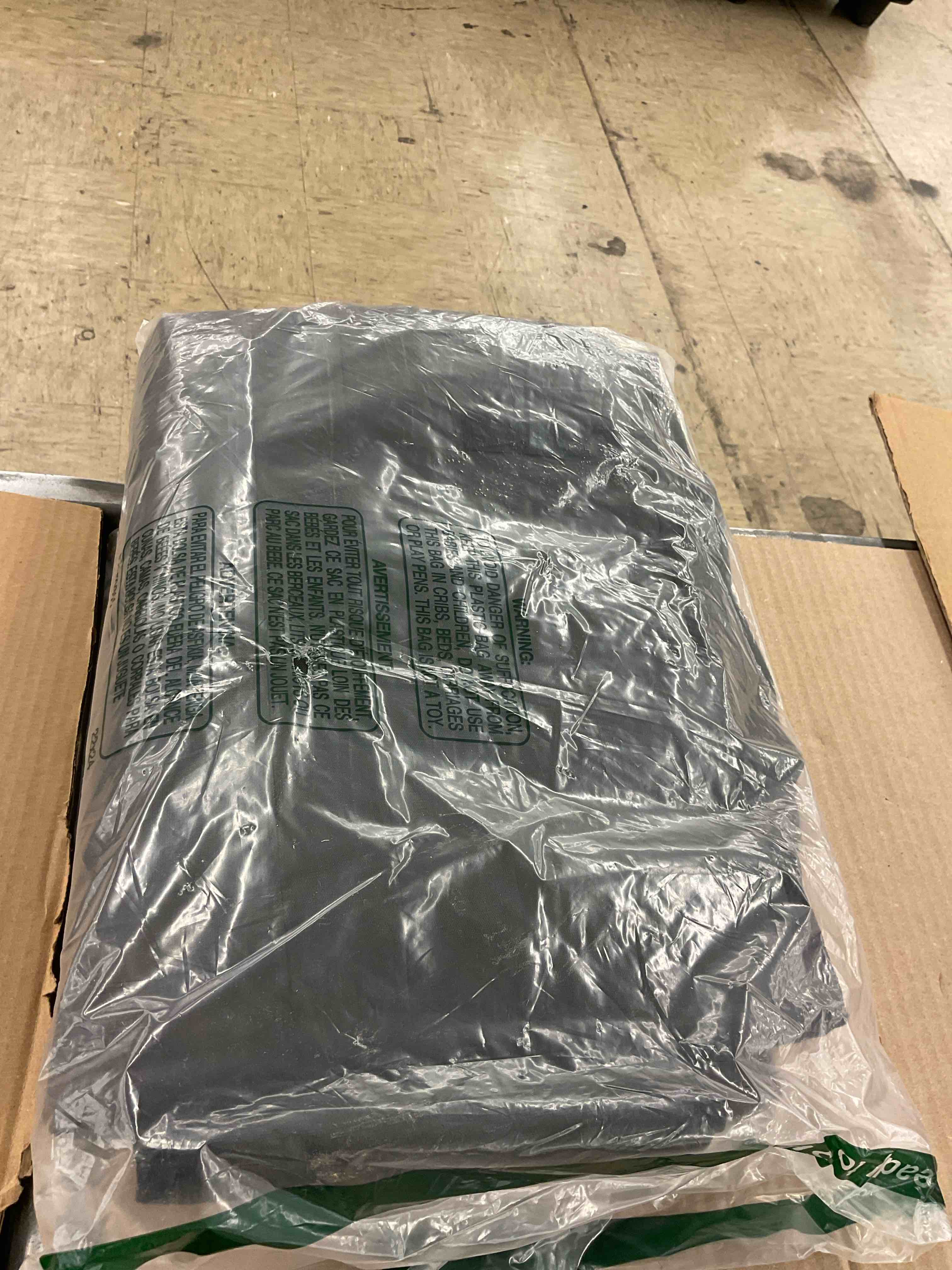 https://s3.amazonaws.com/lotting-images-prod/BoxBids/BXB0503782_1778858872794.jpeg