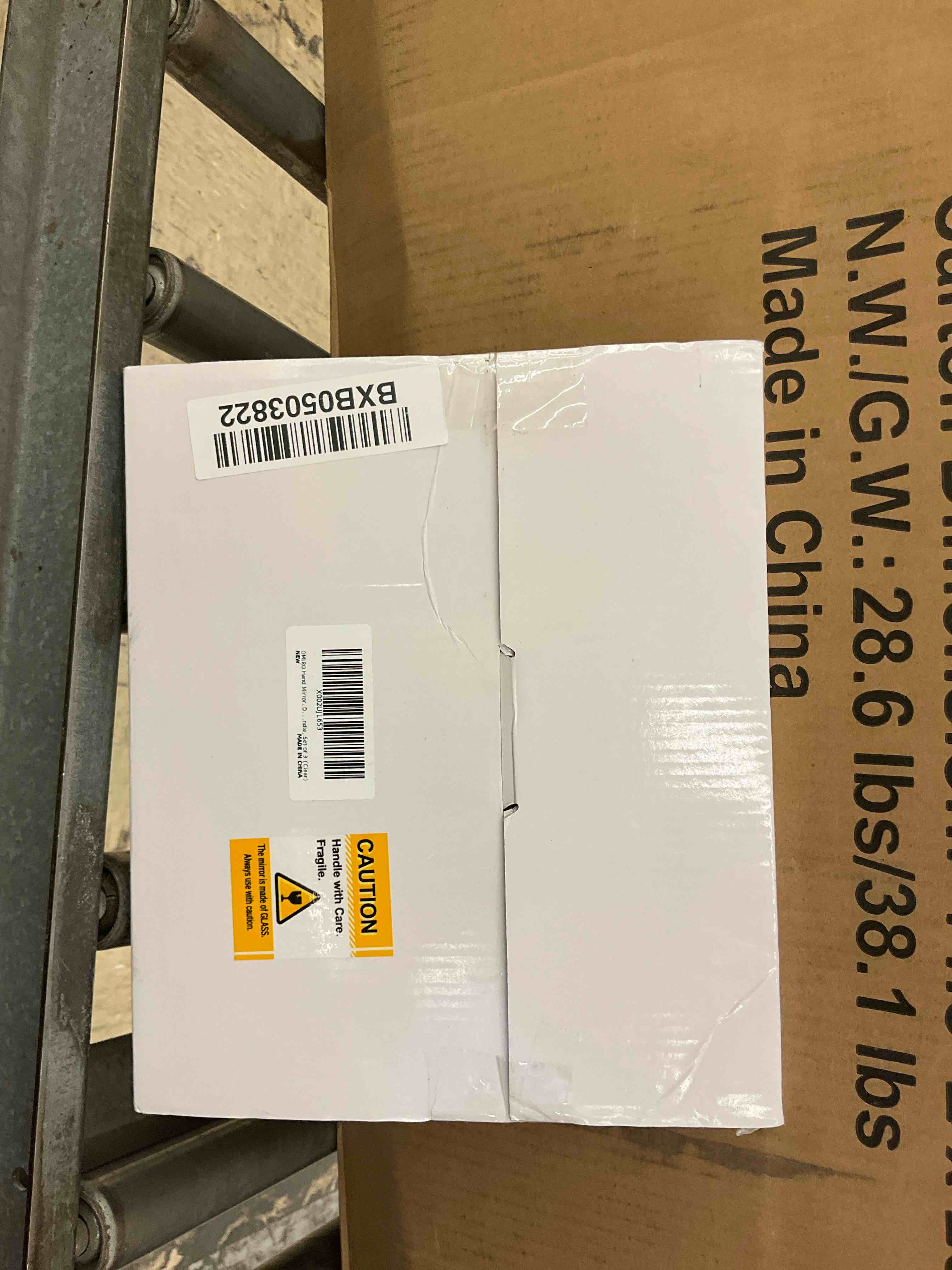 https://s3.amazonaws.com/lotting-images-prod/BoxBids/BXB0503822_1779207653348.jpeg