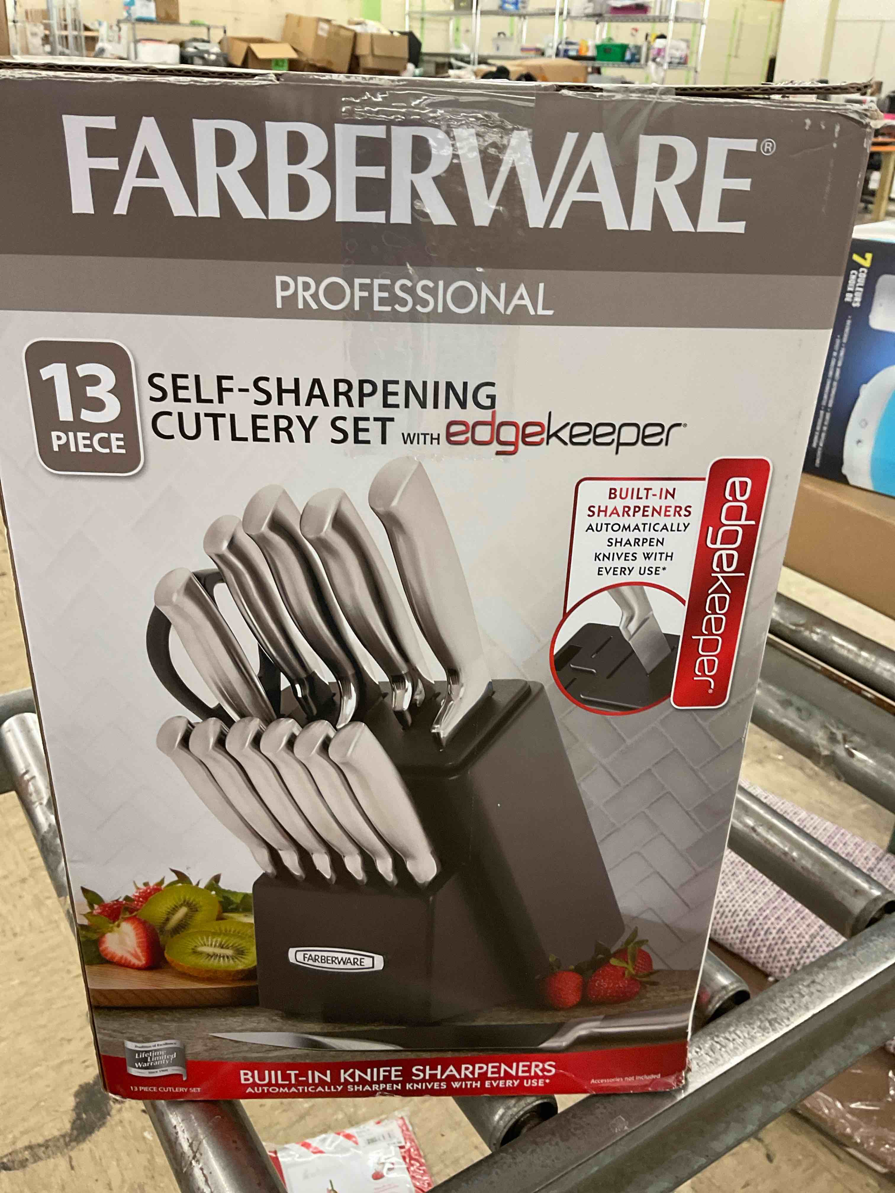 https://s3.amazonaws.com/lotting-images-prod/BoxBids/BXB0504007_1779374129901.jpeg
