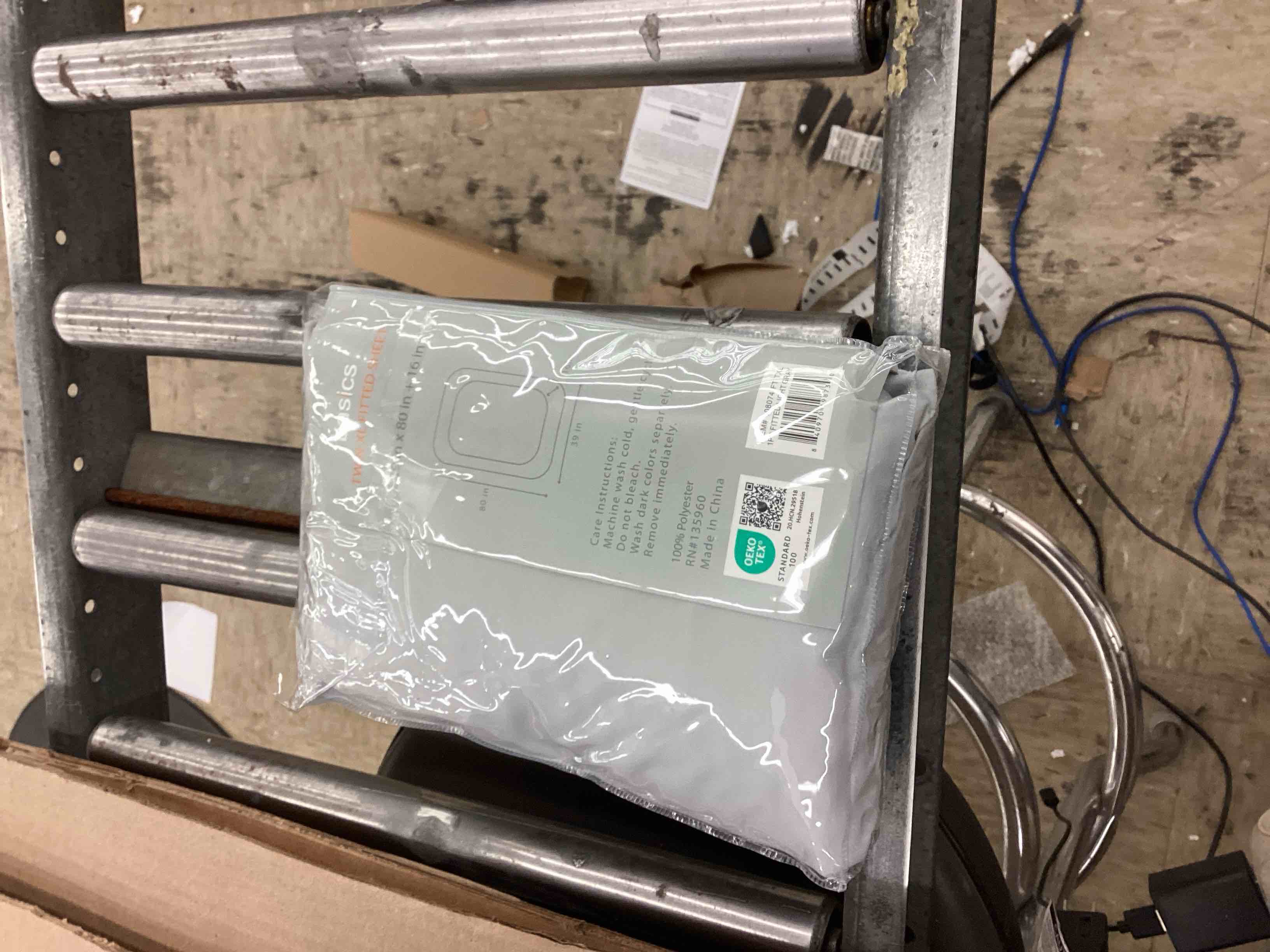 https://s3.amazonaws.com/lotting-images-prod/BoxBids/BXB0504308_1779302044788.jpeg