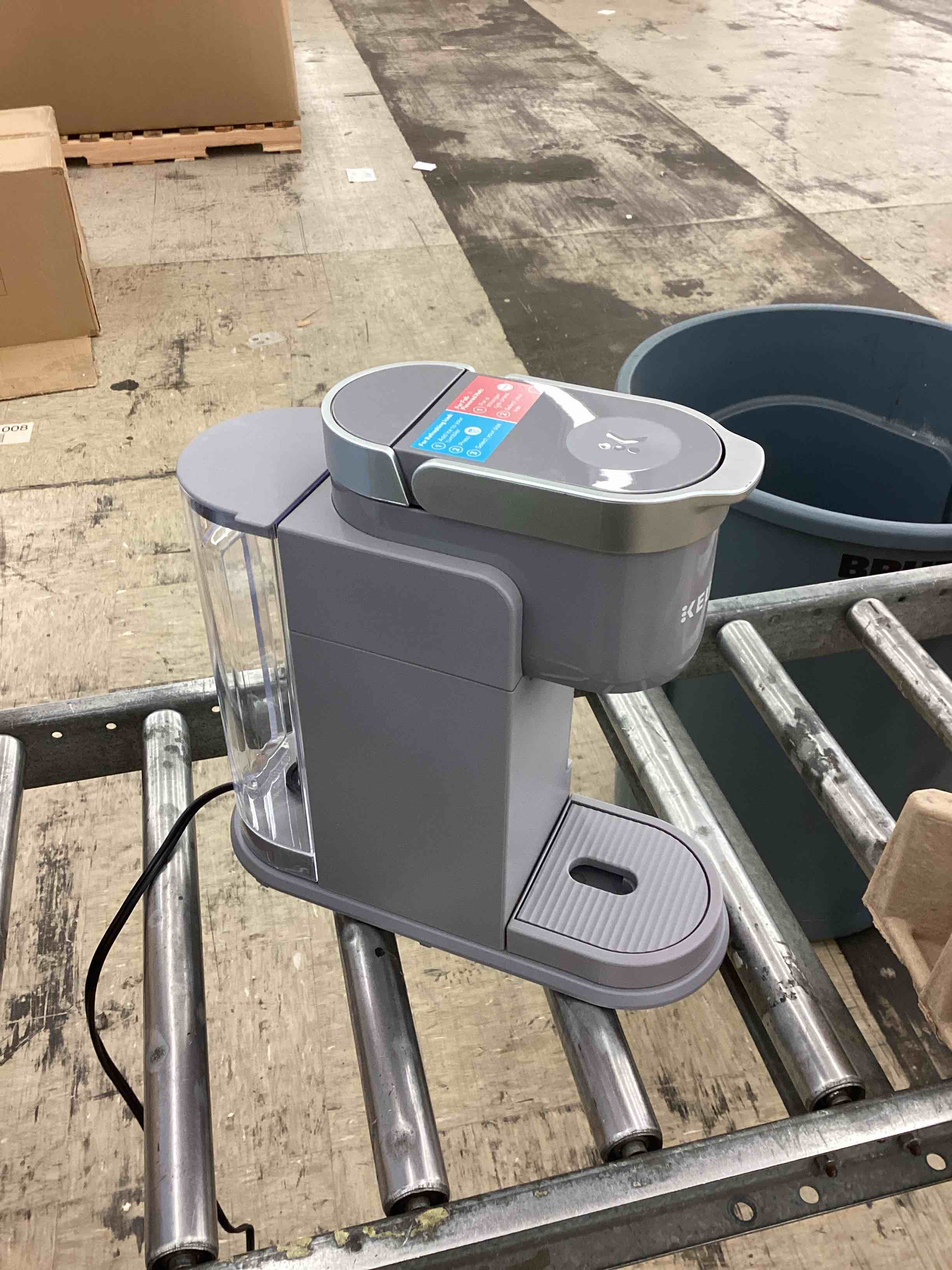 https://s3.amazonaws.com/lotting-images-prod/BoxBids/BXB0504335_1779367494755.jpeg