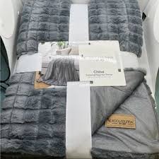 Koolaburra Crystelle Textured Faux Fur Throw in Gray