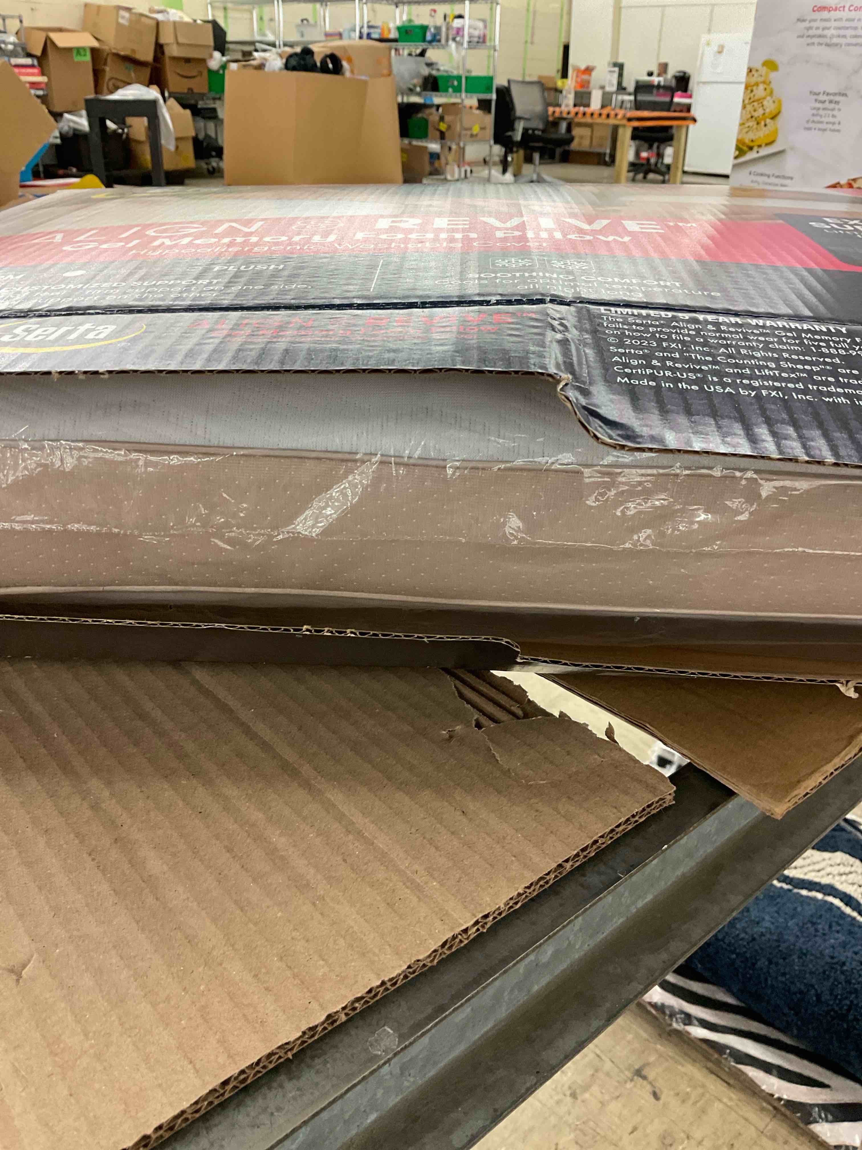 https://s3.amazonaws.com/lotting-images-prod/BoxBids/BXB0504395_1779210027715.jpeg