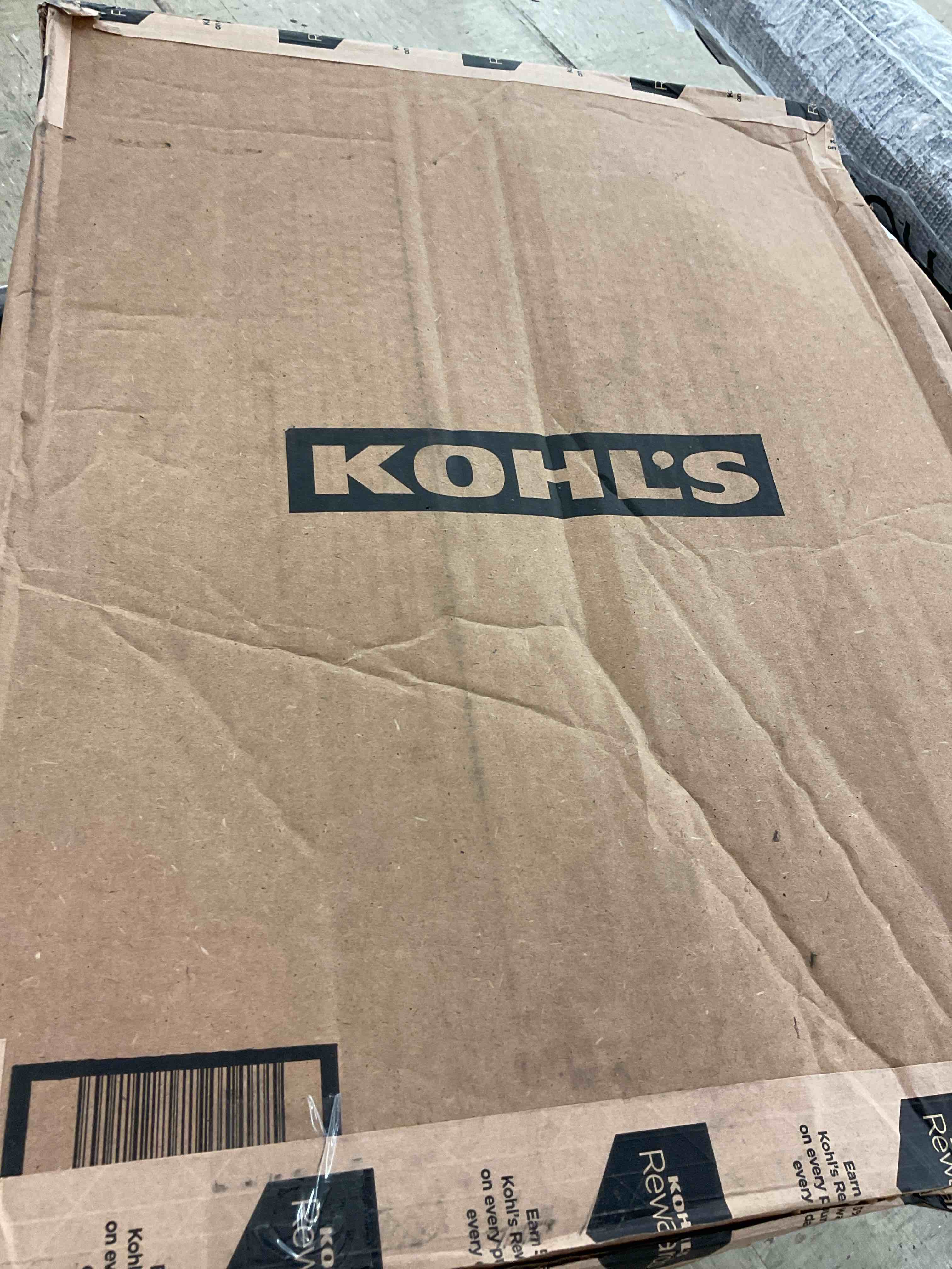 https://s3.amazonaws.com/lotting-images-prod/BoxBids/BXB0504485_1779302758786.jpeg