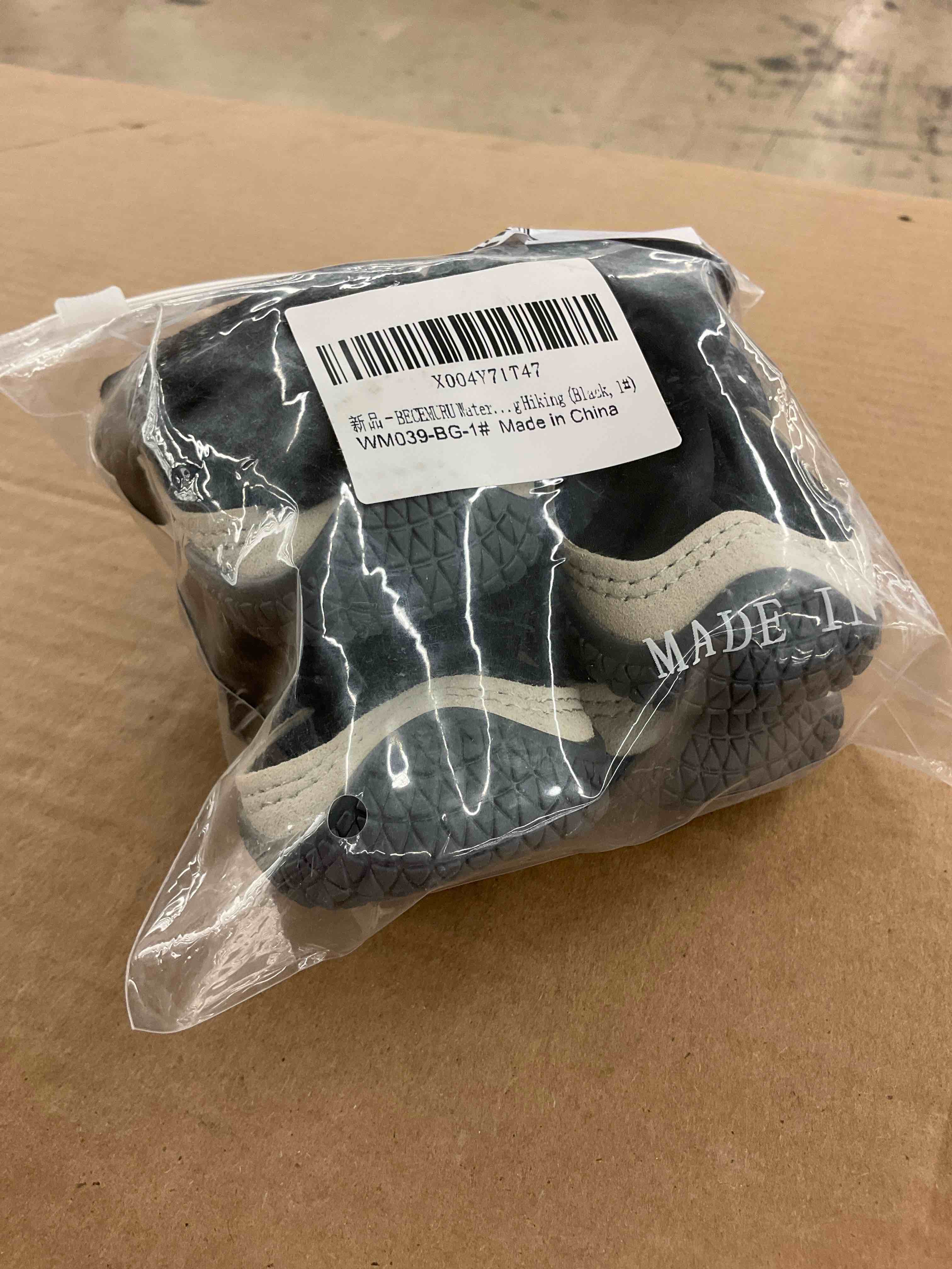 https://s3.amazonaws.com/lotting-images-prod/BoxBids/BXB0504578_1779111801119.jpeg