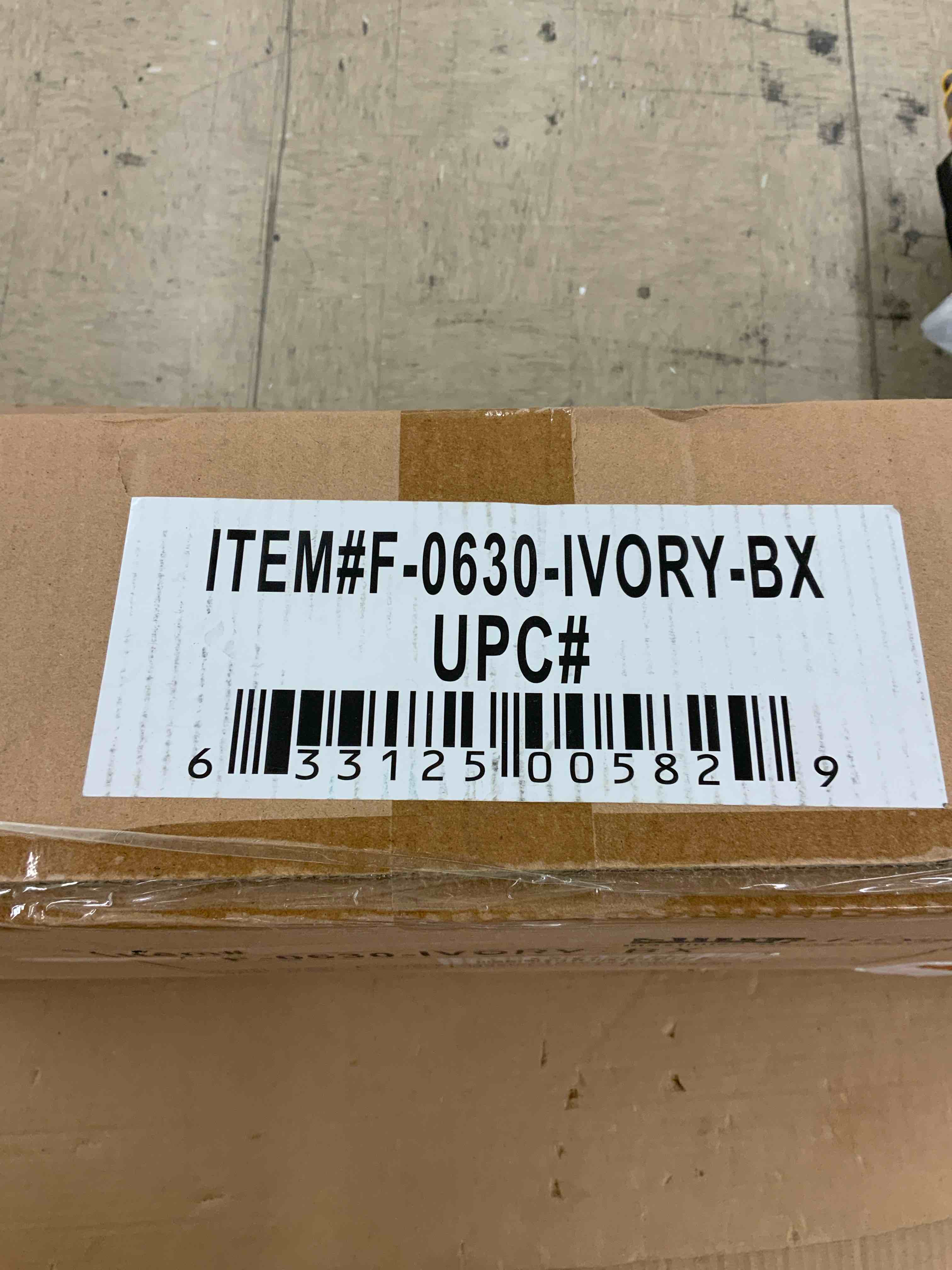 https://s3.amazonaws.com/lotting-images-prod/BoxBids/BXB0504617_1779371213498.jpeg