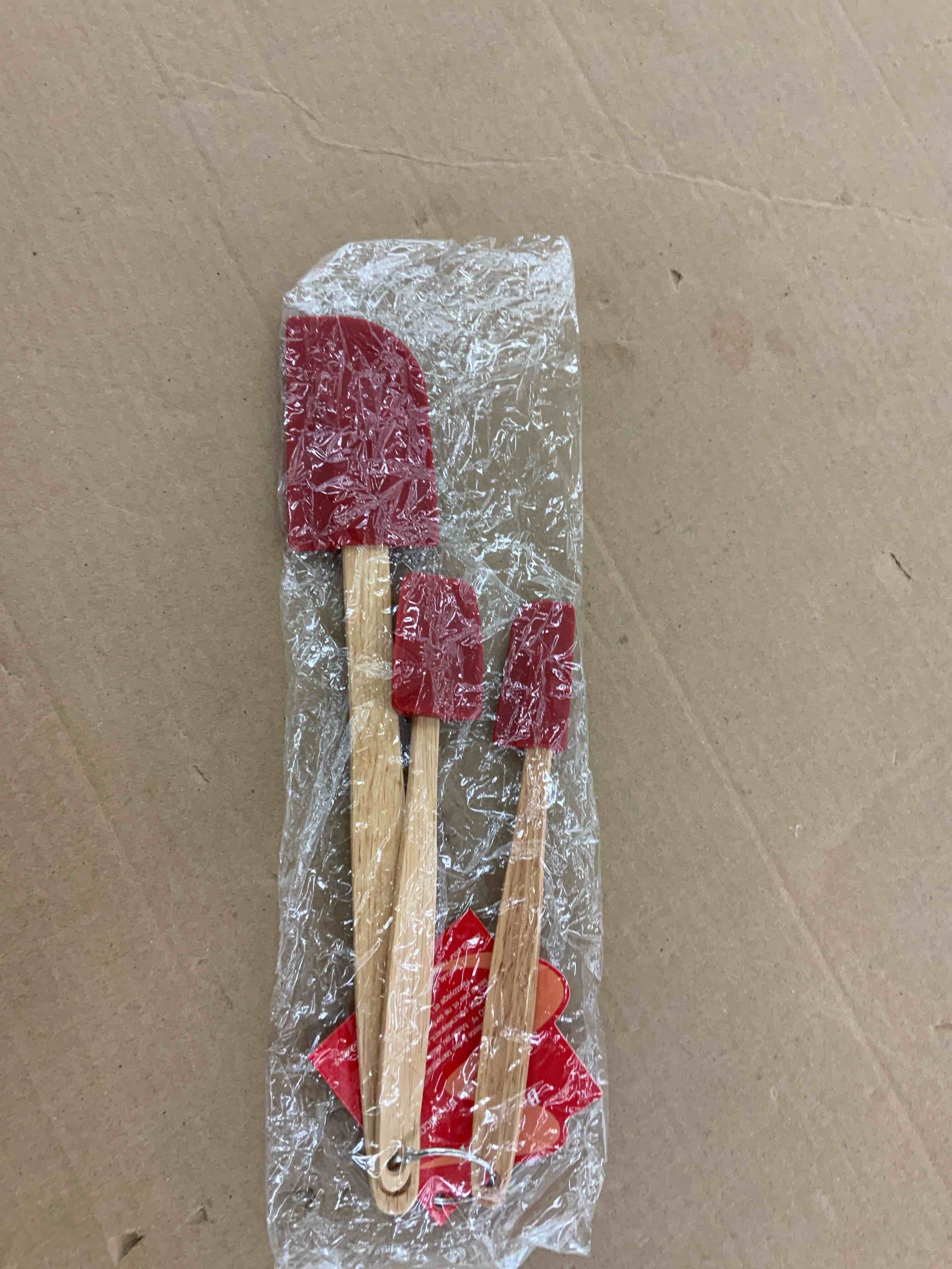 https://s3.amazonaws.com/lotting-images-prod/BoxBids/BXB0504631_1779367718201.jpeg
