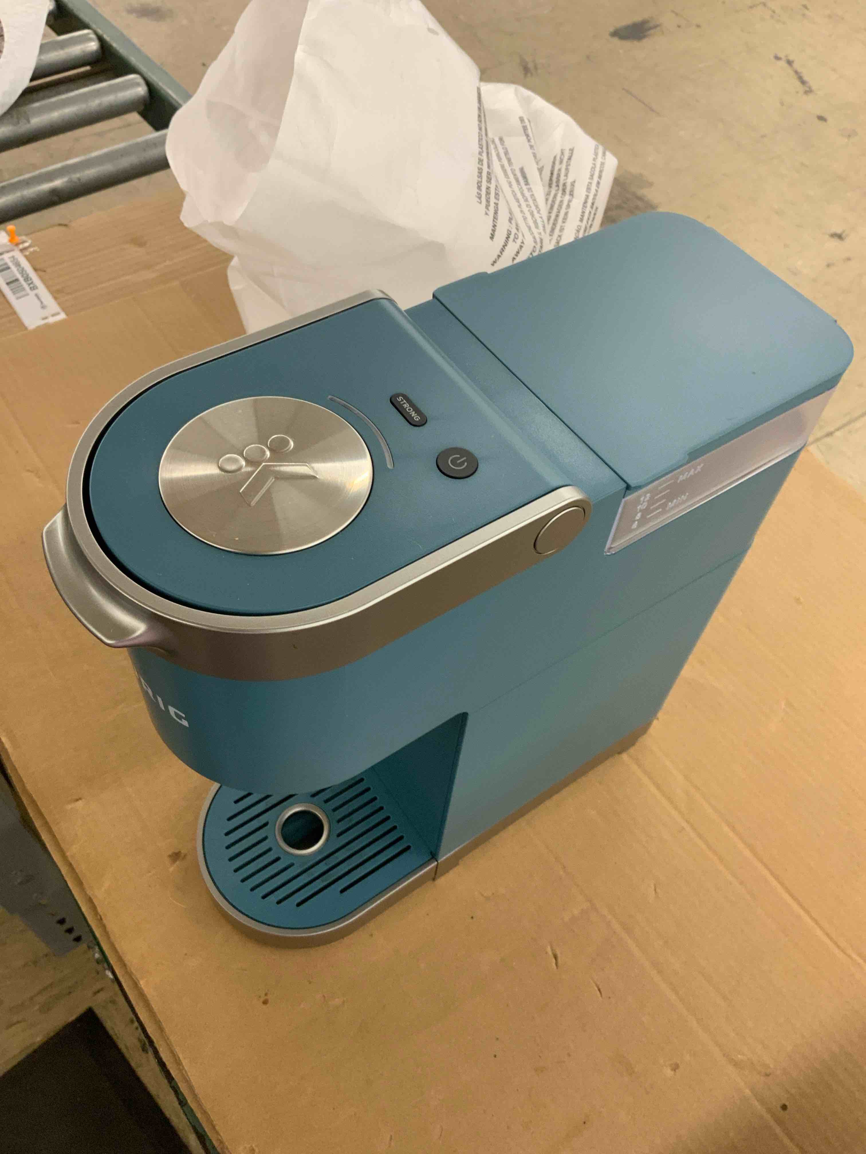 https://s3.amazonaws.com/lotting-images-prod/BoxBids/BXB0504654_1779302180610.jpeg