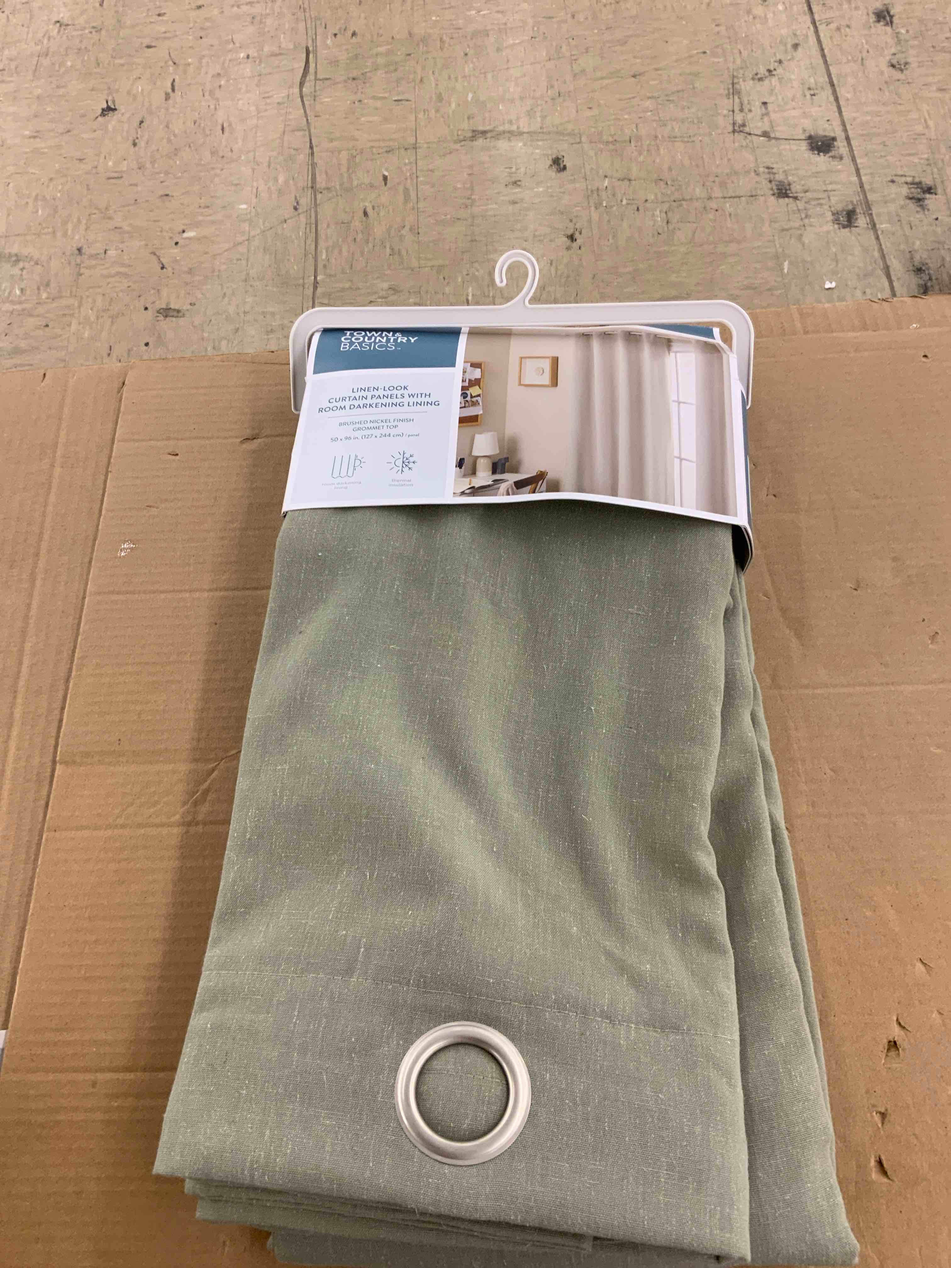 https://s3.amazonaws.com/lotting-images-prod/BoxBids/BXB0504666_1779299815467.jpeg