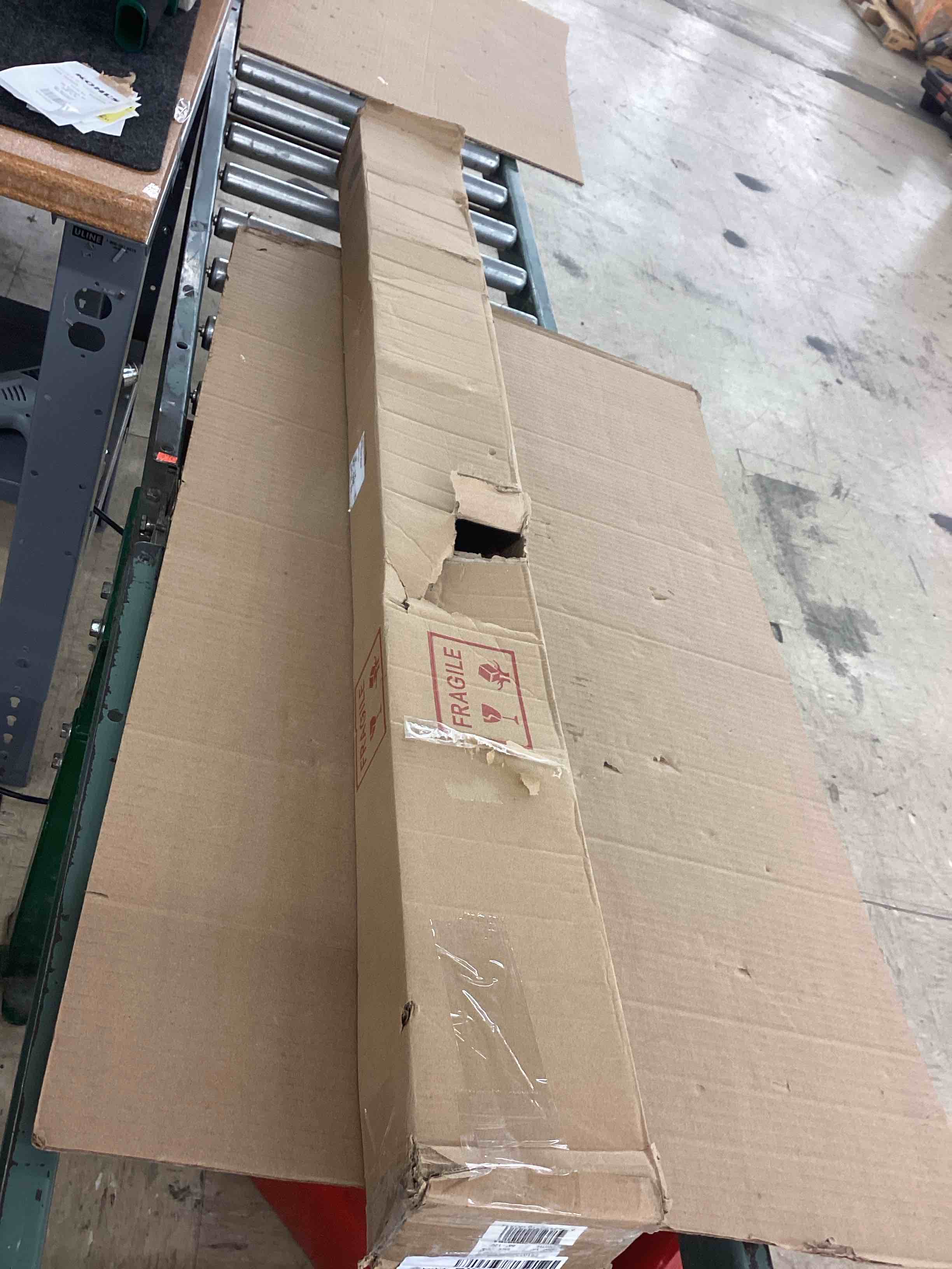 https://s3.amazonaws.com/lotting-images-prod/BoxBids/BXB0504701_1779215175582.jpeg