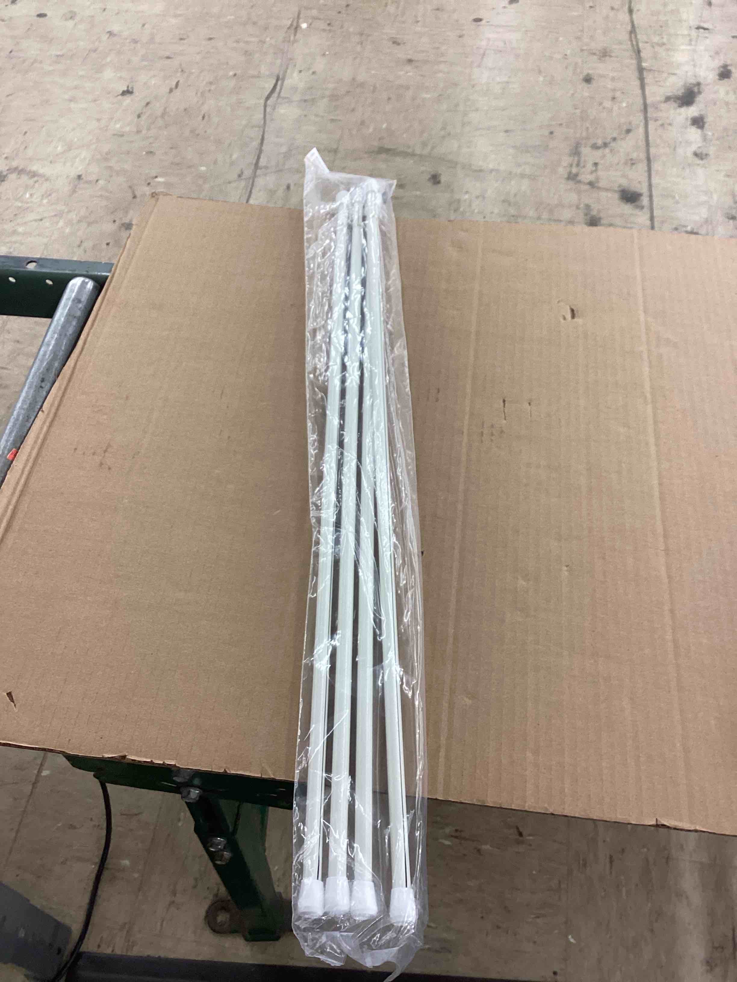 https://s3.amazonaws.com/lotting-images-prod/BoxBids/BXB0504704_1779216892474.jpeg