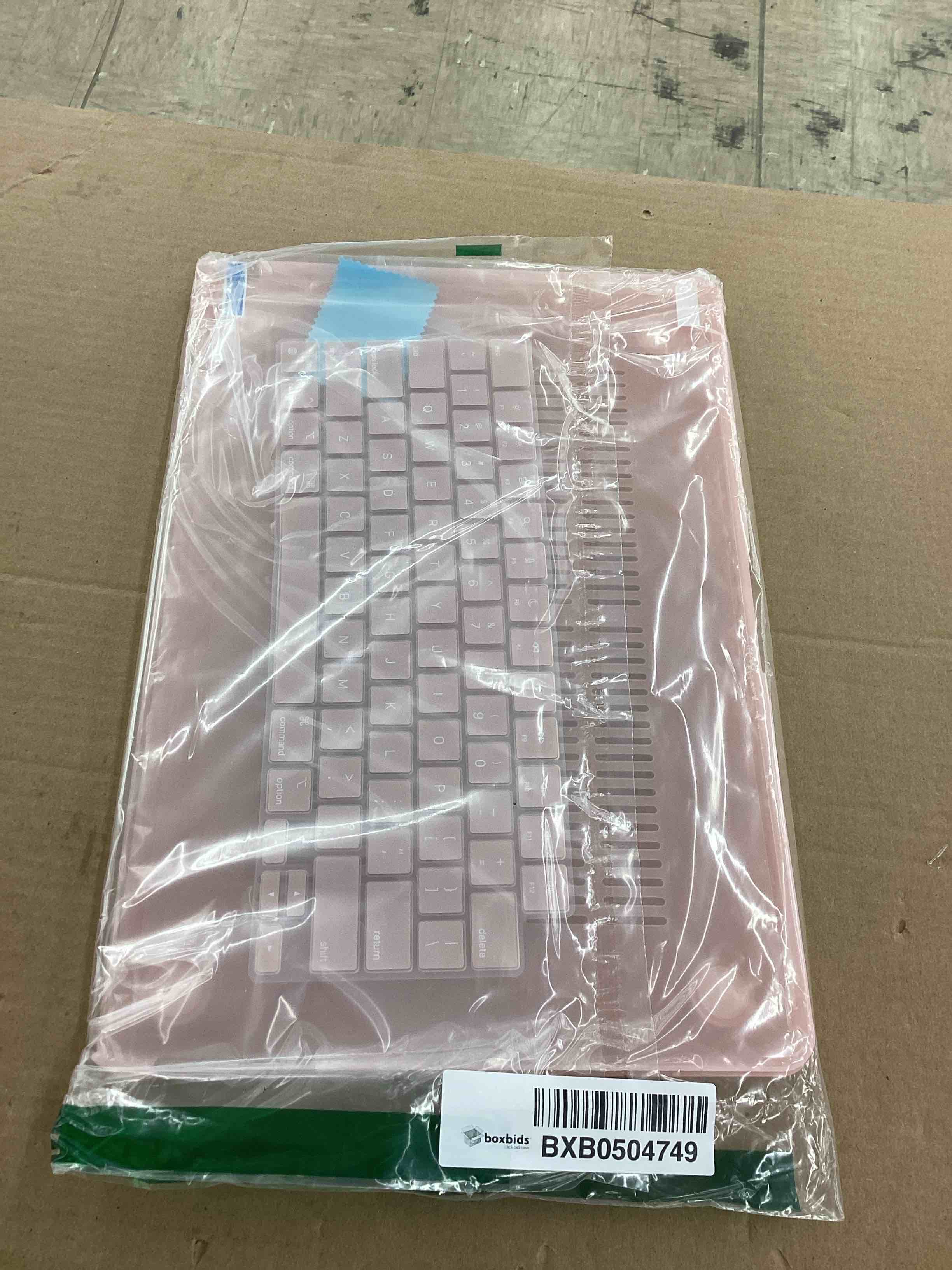 https://s3.amazonaws.com/lotting-images-prod/BoxBids/BXB0504749_1779195299369.jpeg