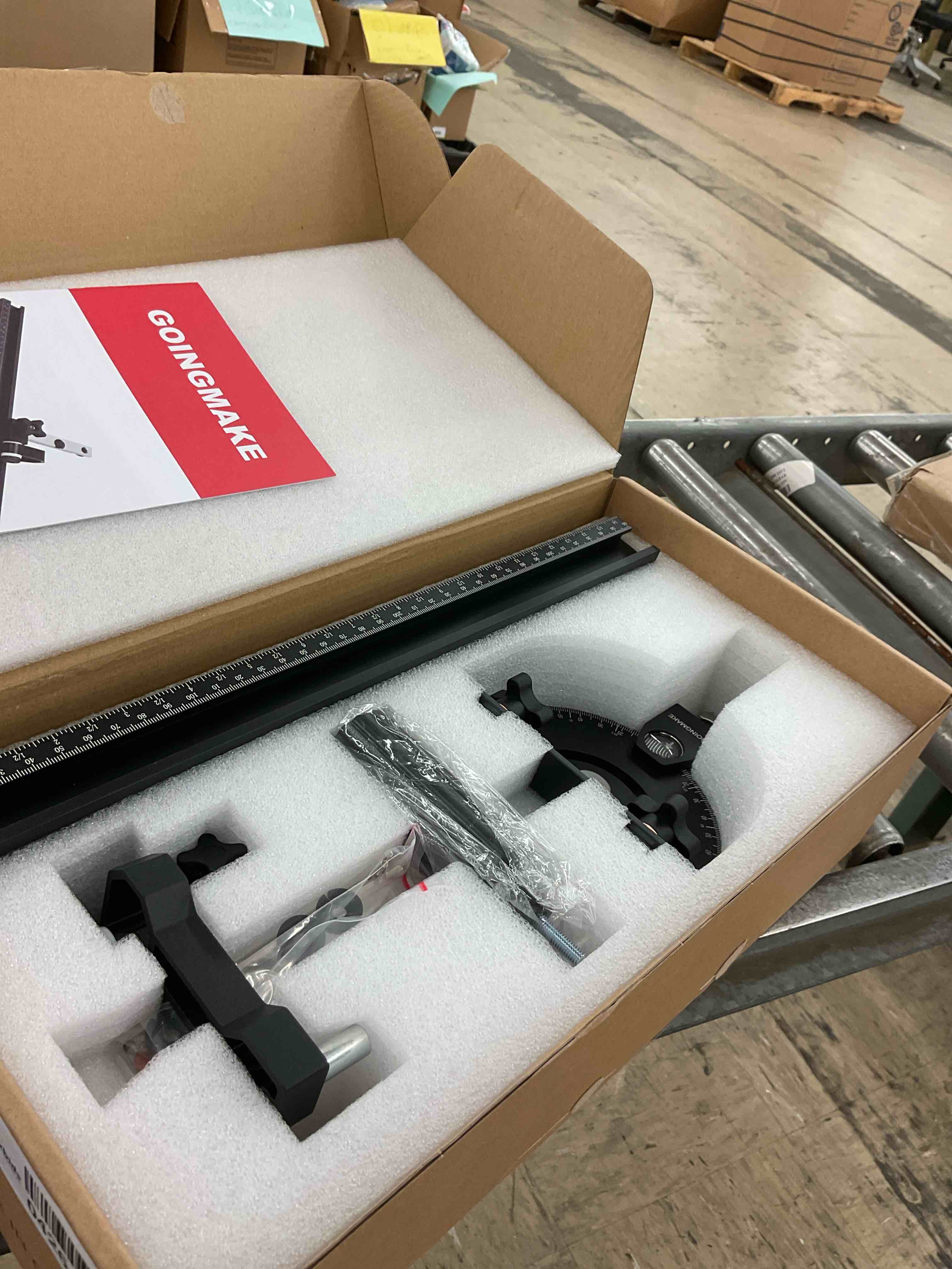 https://s3.amazonaws.com/lotting-images-prod/BoxBids/BXB0505017_1779468656380.jpeg