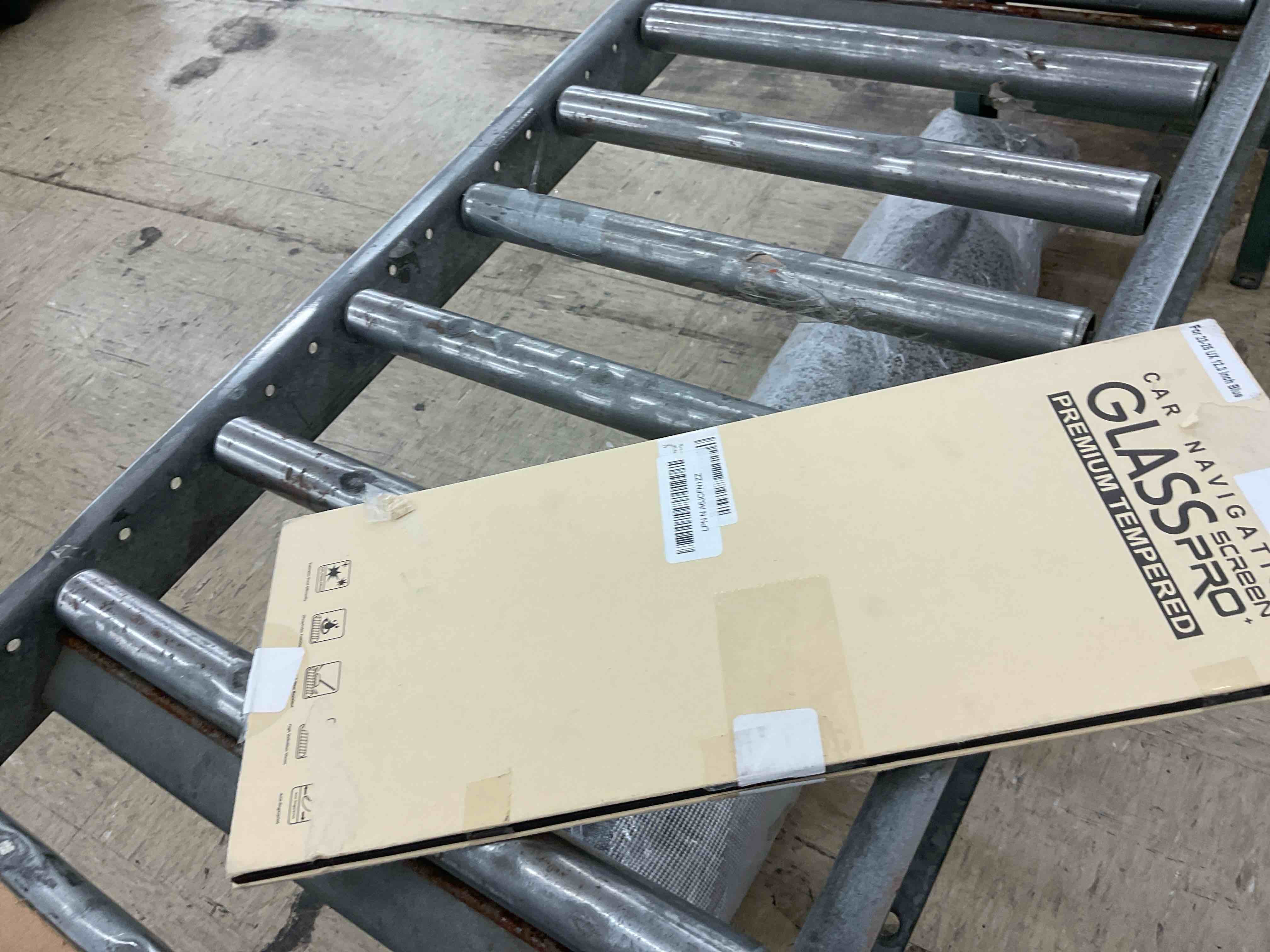 https://s3.amazonaws.com/lotting-images-prod/BoxBids/BXB0505087_1779807110804.jpeg