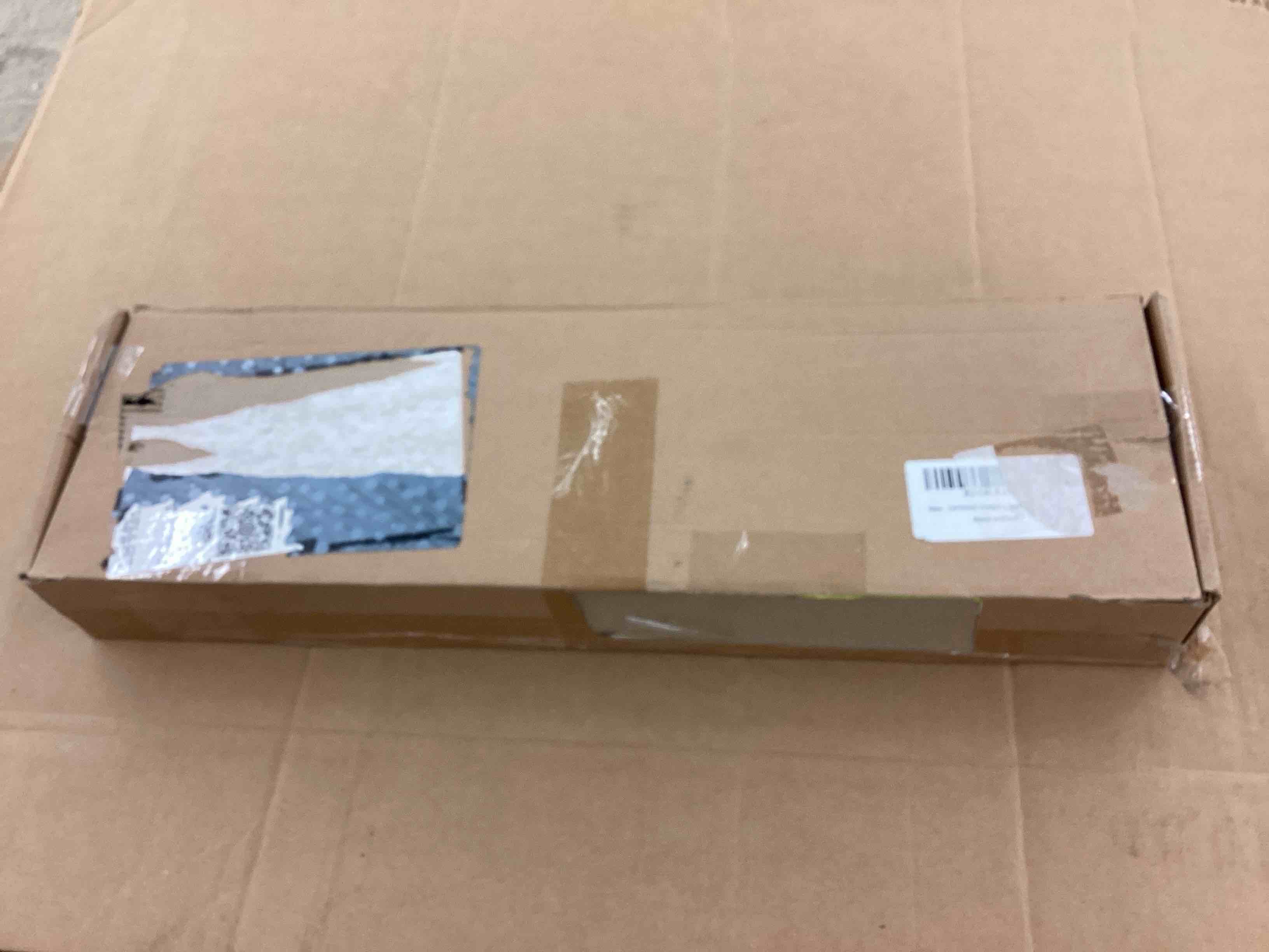 https://s3.amazonaws.com/lotting-images-prod/BoxBids/BXB0505117_1779802221203.jpeg
