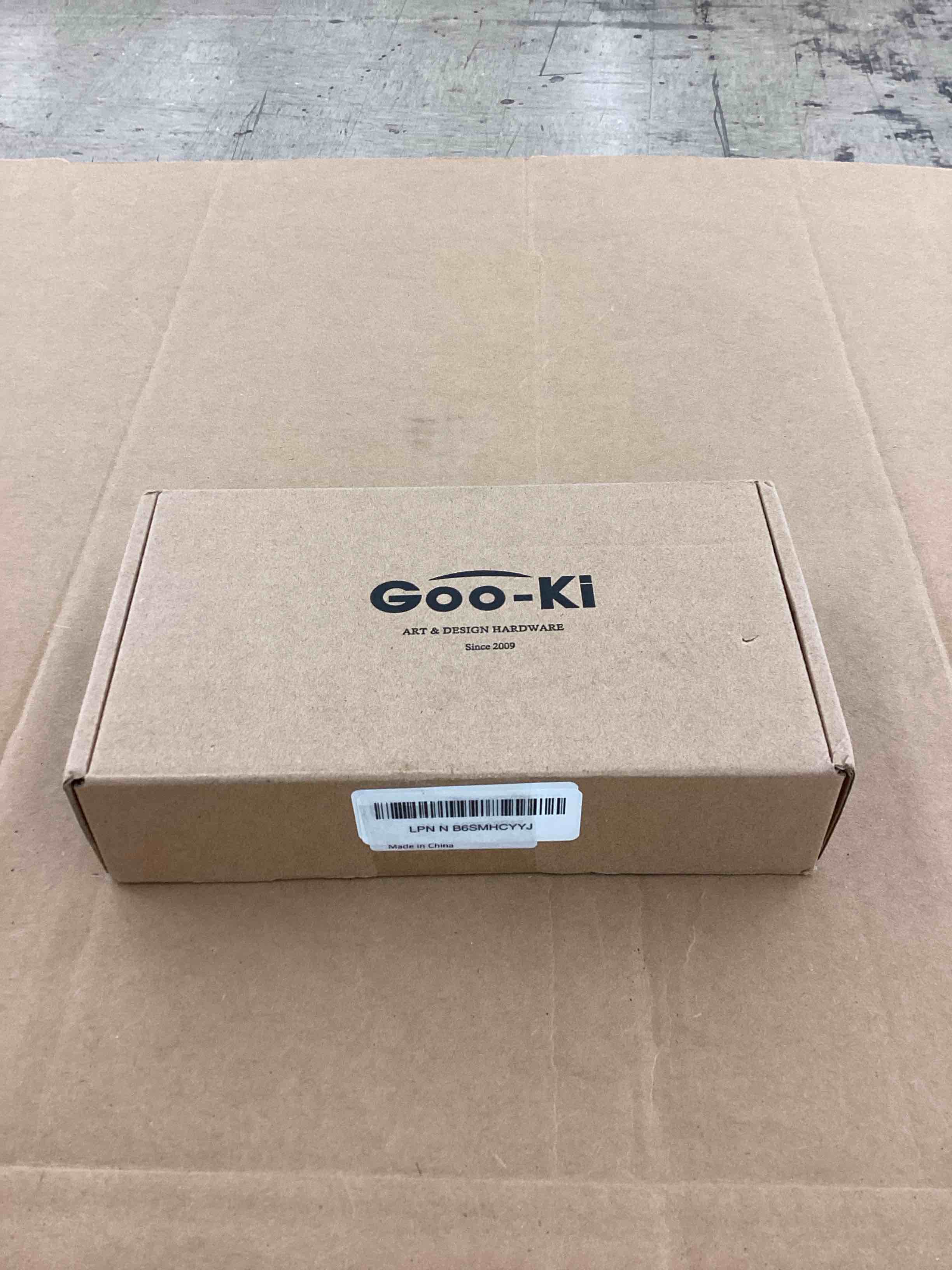 https://s3.amazonaws.com/lotting-images-prod/BoxBids/BXB0505147_1779809814293.jpeg