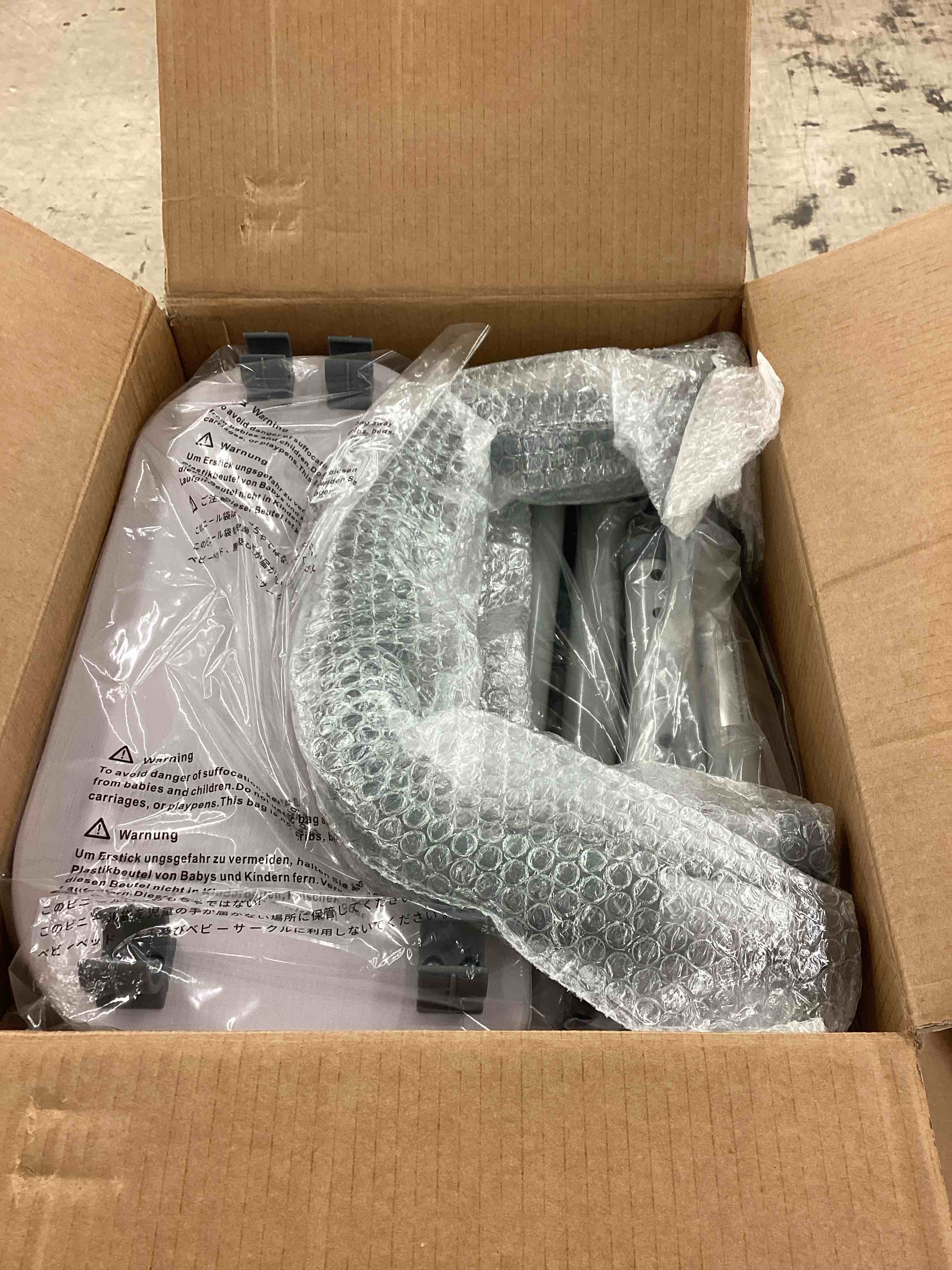 https://s3.amazonaws.com/lotting-images-prod/BoxBids/BXB0505167_1779811685806.jpeg