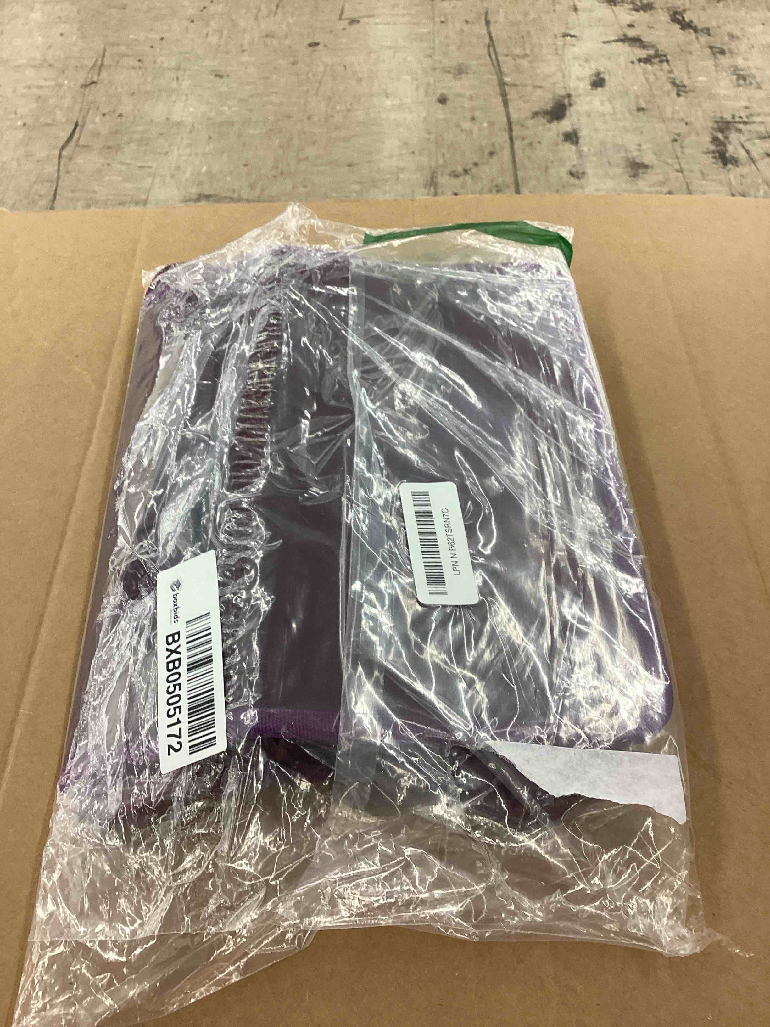 https://s3.amazonaws.com/lotting-images-prod/BoxBids/BXB0505172_1779813227644.jpeg