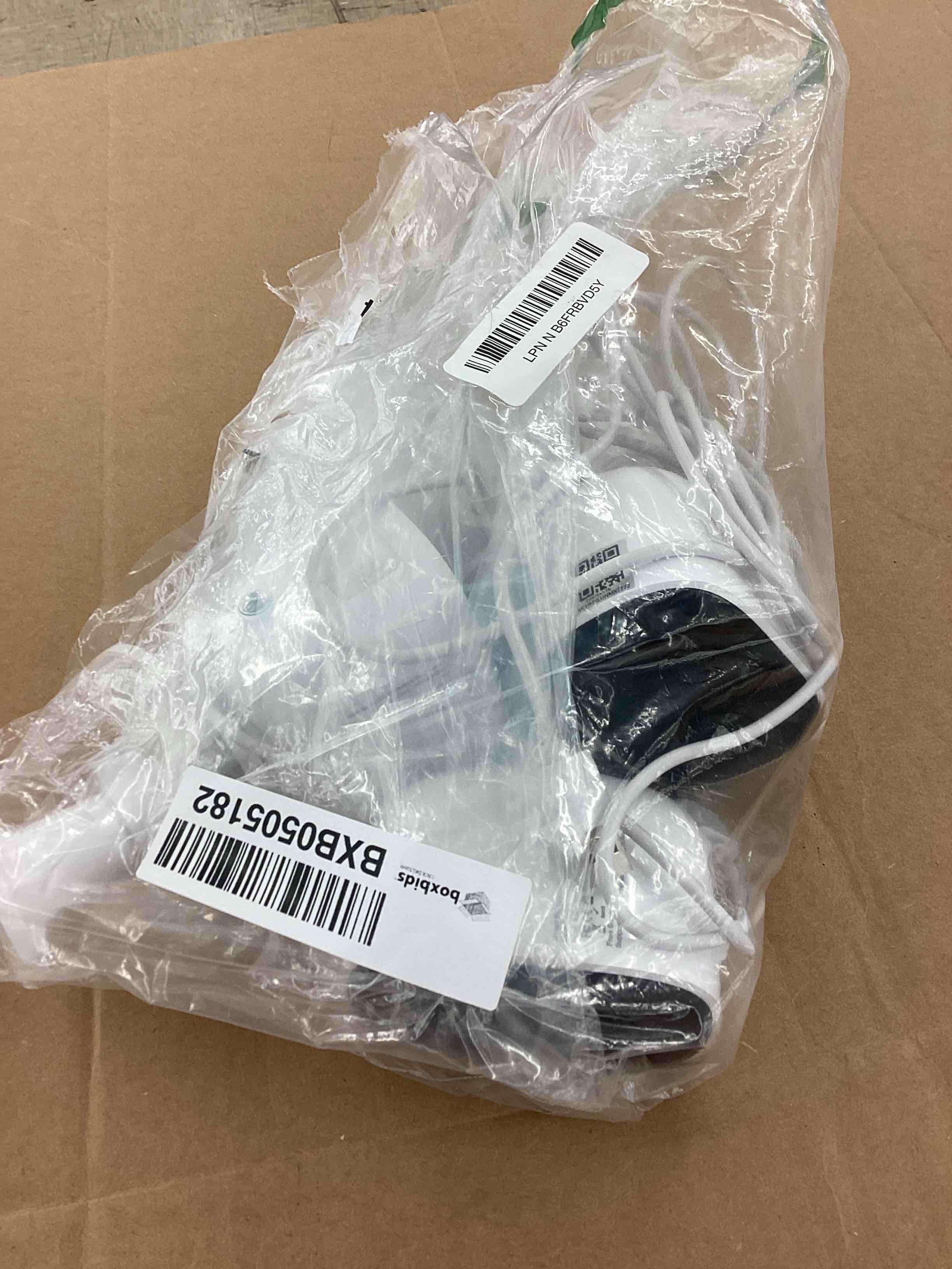 https://s3.amazonaws.com/lotting-images-prod/BoxBids/BXB0505182_1779811951846.jpeg