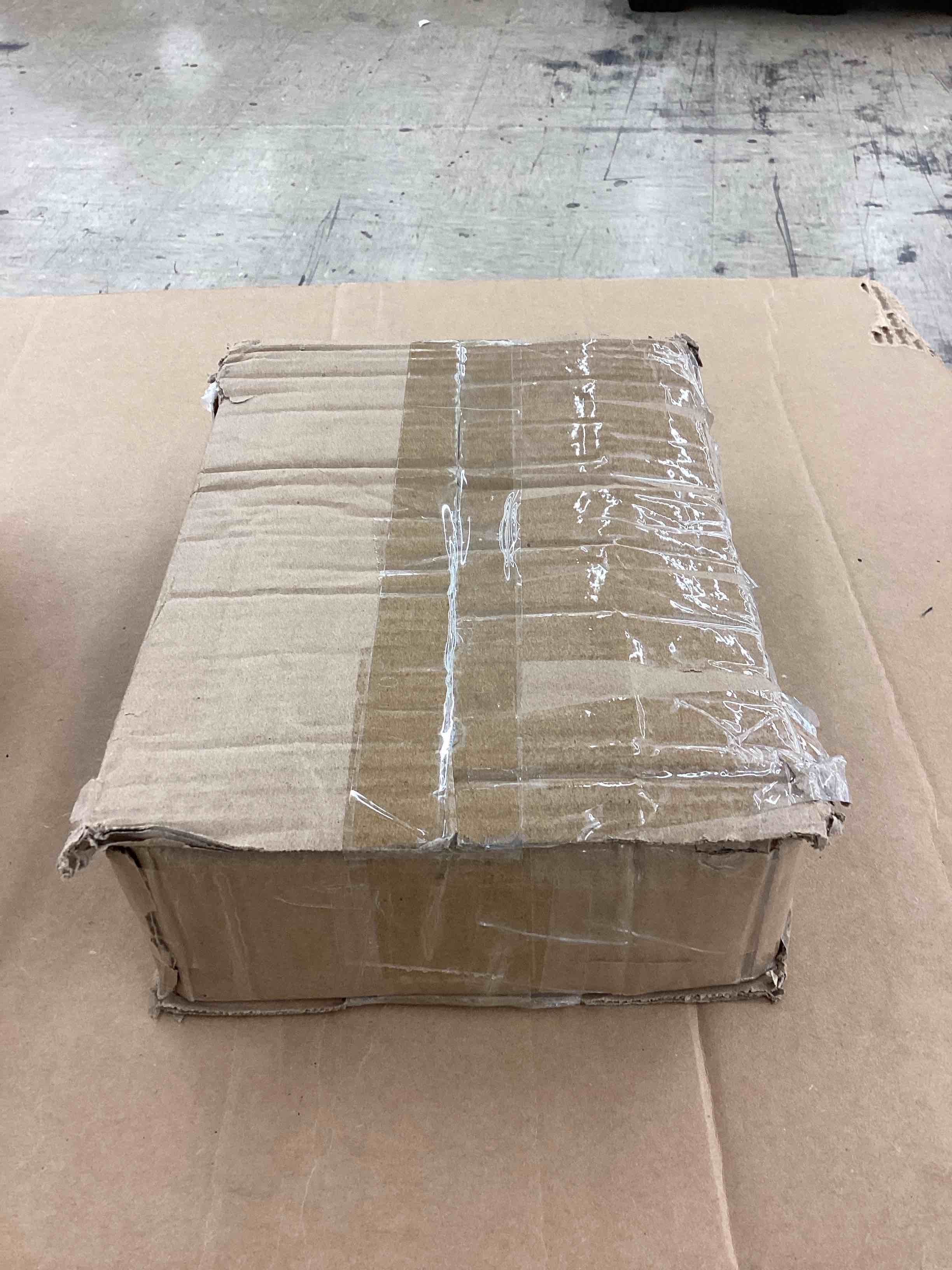 https://s3.amazonaws.com/lotting-images-prod/BoxBids/BXB0505202_1779824445713.jpeg