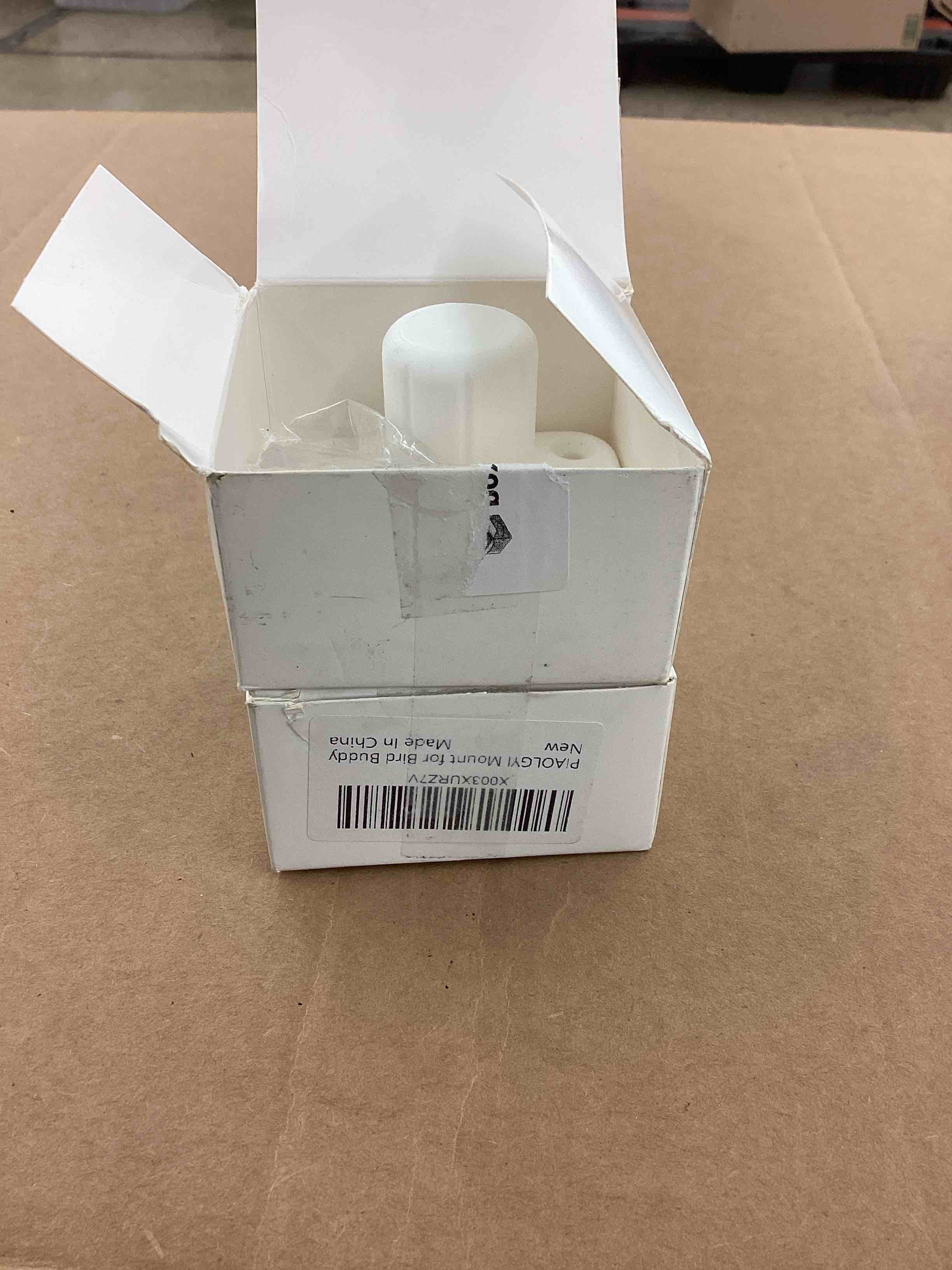 https://s3.amazonaws.com/lotting-images-prod/BoxBids/BXB0505209_1779826681231.jpeg
