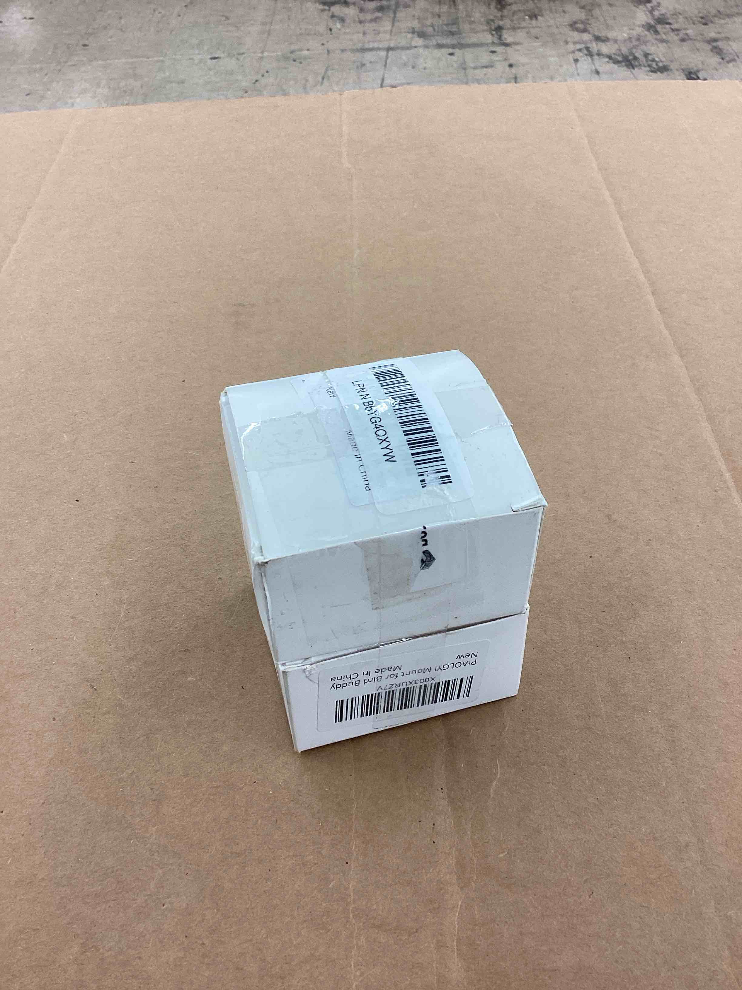 https://s3.amazonaws.com/lotting-images-prod/BoxBids/BXB0505209_1779826696042.jpeg