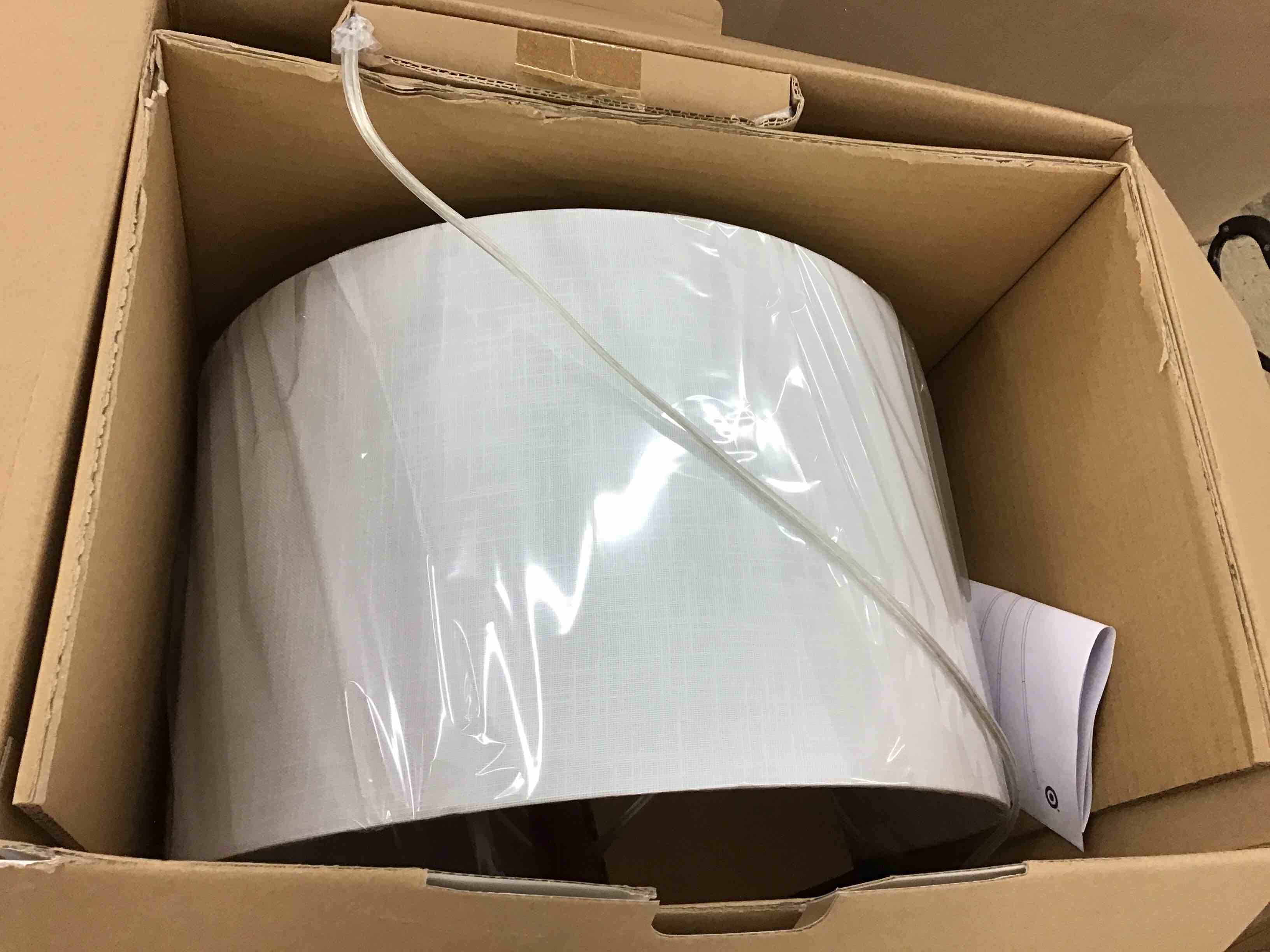 https://s3.amazonaws.com/lotting-images-prod/BoxBids/BXB0505393_1780406846896.jpeg