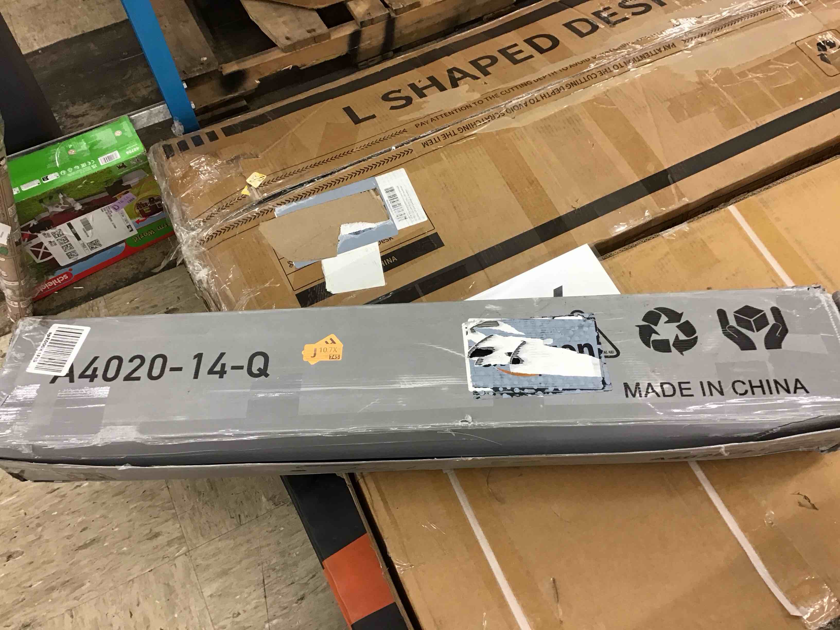 https://s3.amazonaws.com/lotting-images-prod/BoxBids/BXB0505409_1780323204526.jpeg
